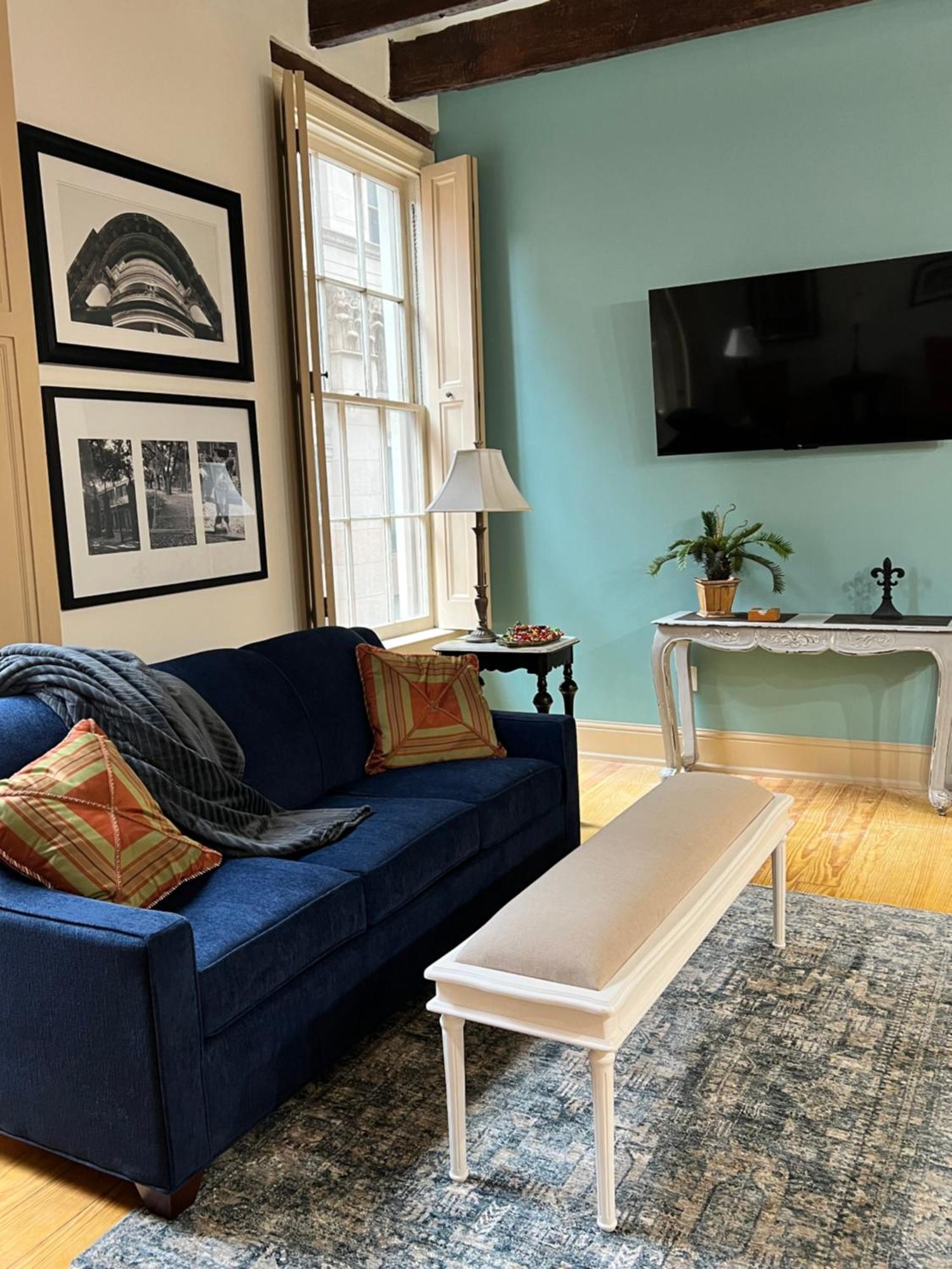 Entire W/ Party Rooftop - A Block Away From Parades Apartment New Orleans
