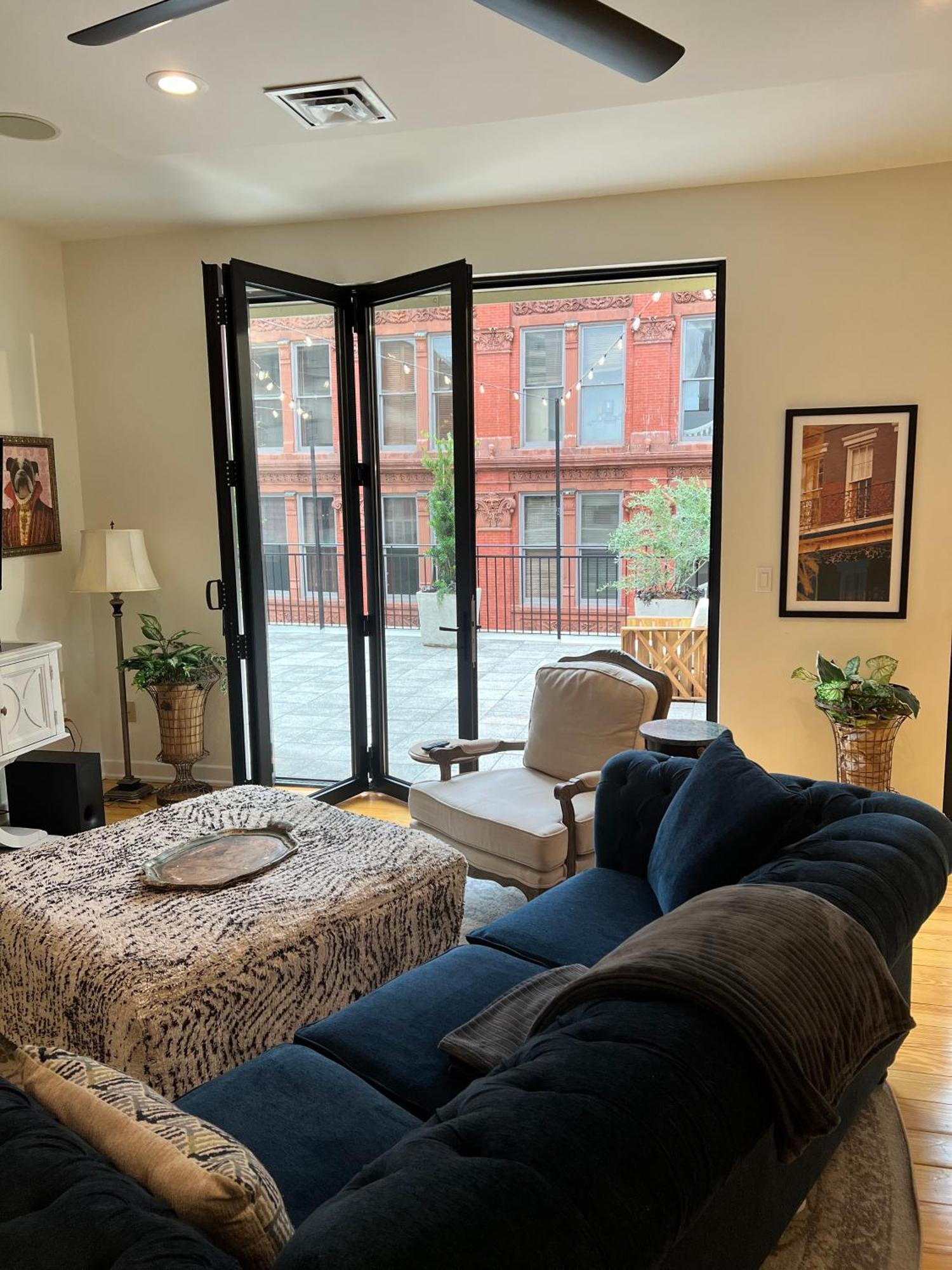 Entire W/ Party Rooftop - A Block Away From Parades * New Orleans