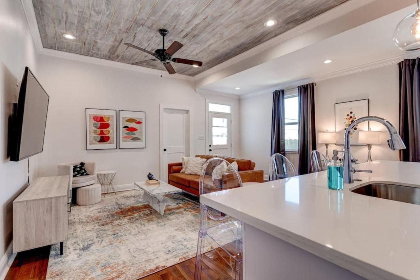 Updated Mid-city Marvel Spacious 3br Pool * New Orleans
