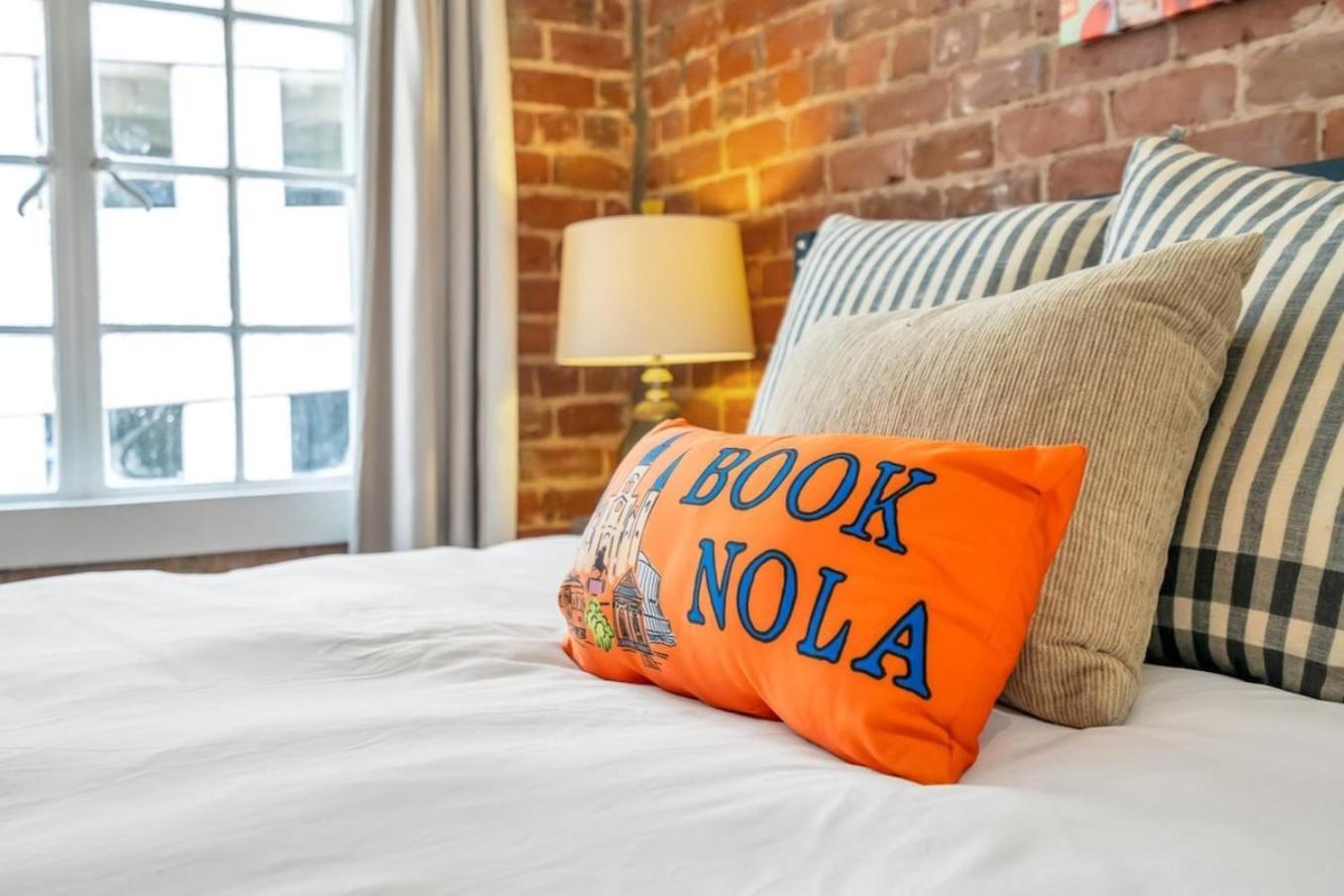 Historic 2br Condo, Walk To Fq & Dining Spots Holiday home *
