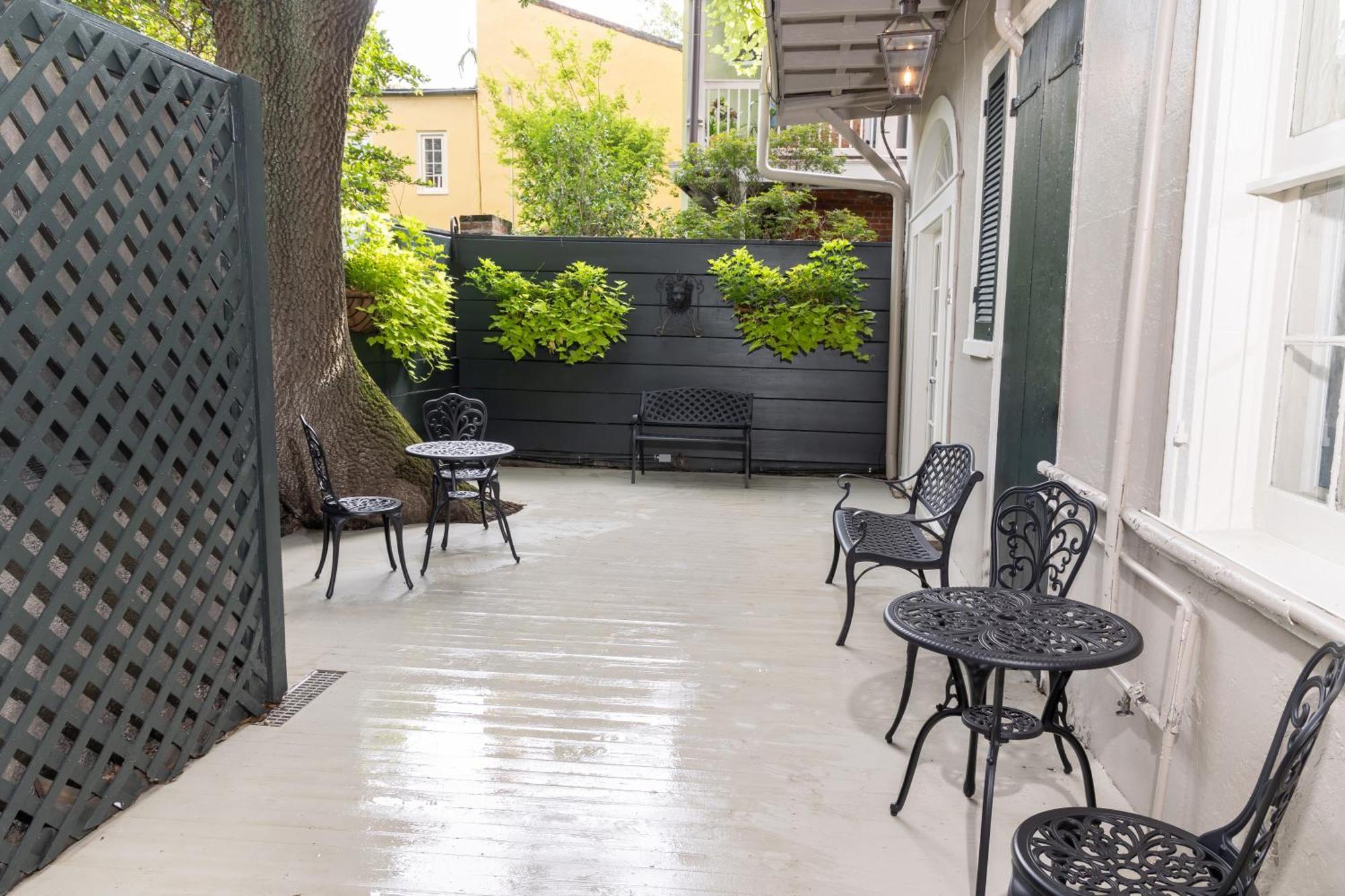 On St. Ann, A French Quarter Inn 3*