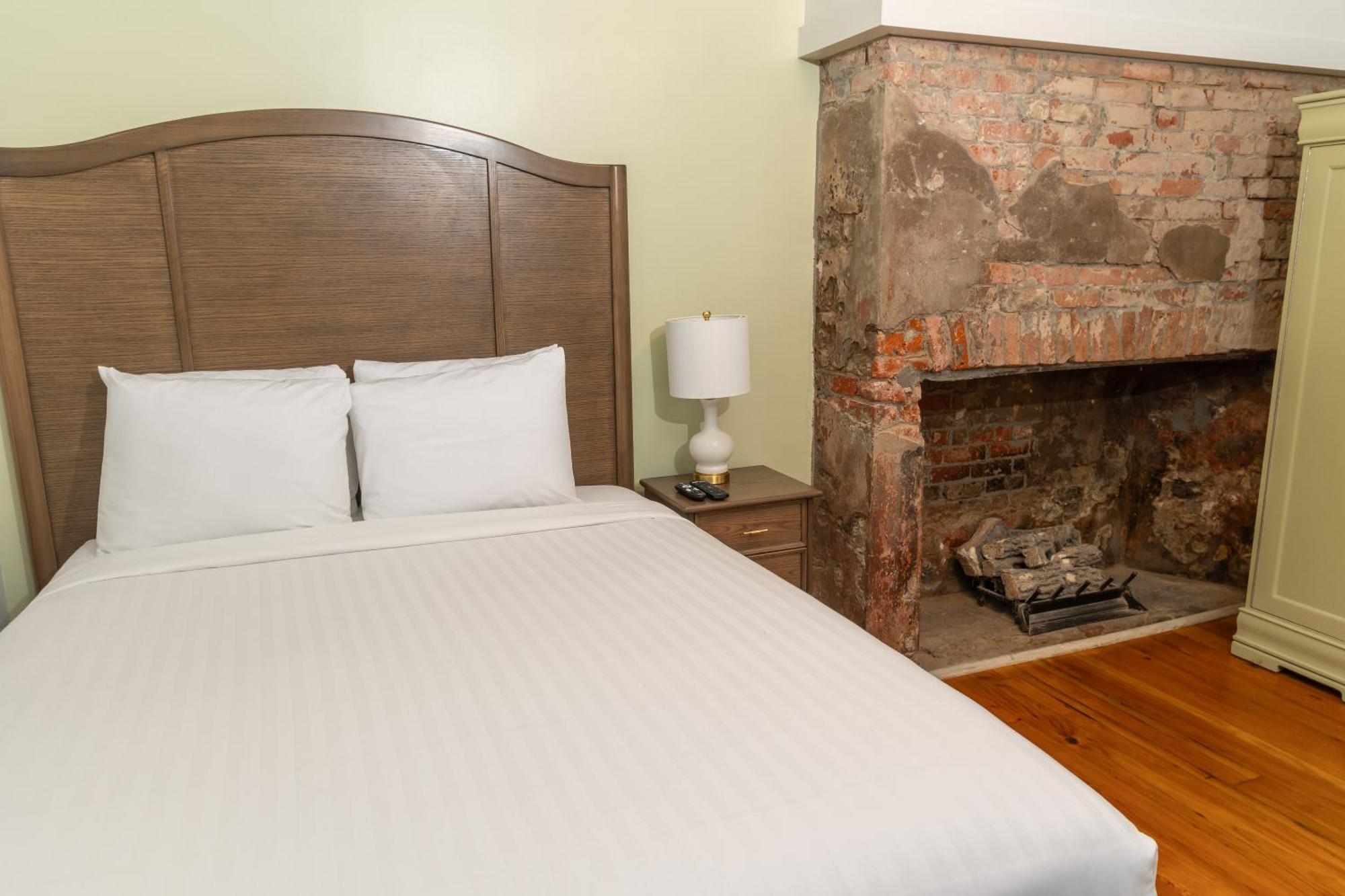 Inn On St. Ann, A French Quarter