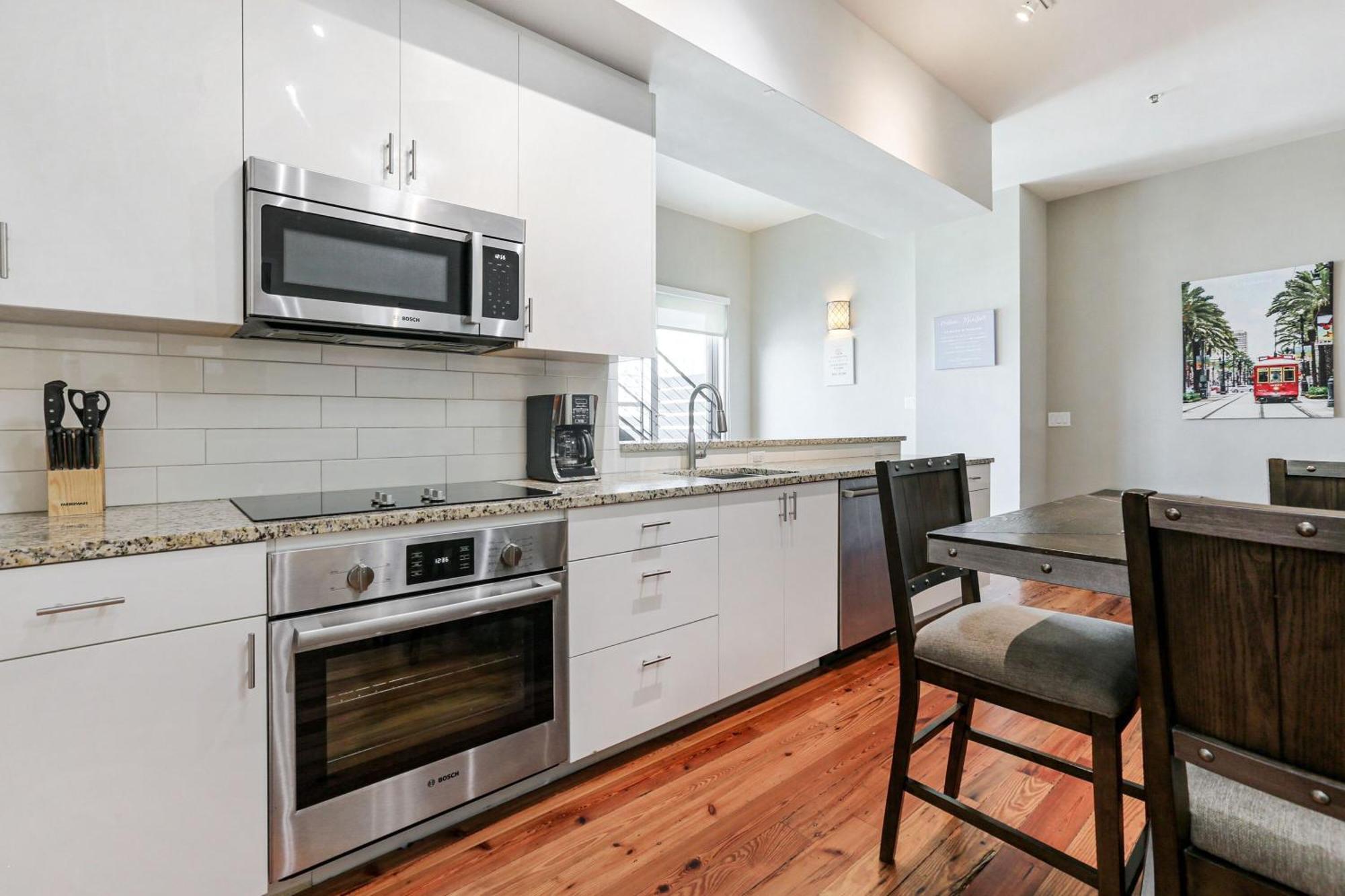 2br Spacious Downtown New Orleans