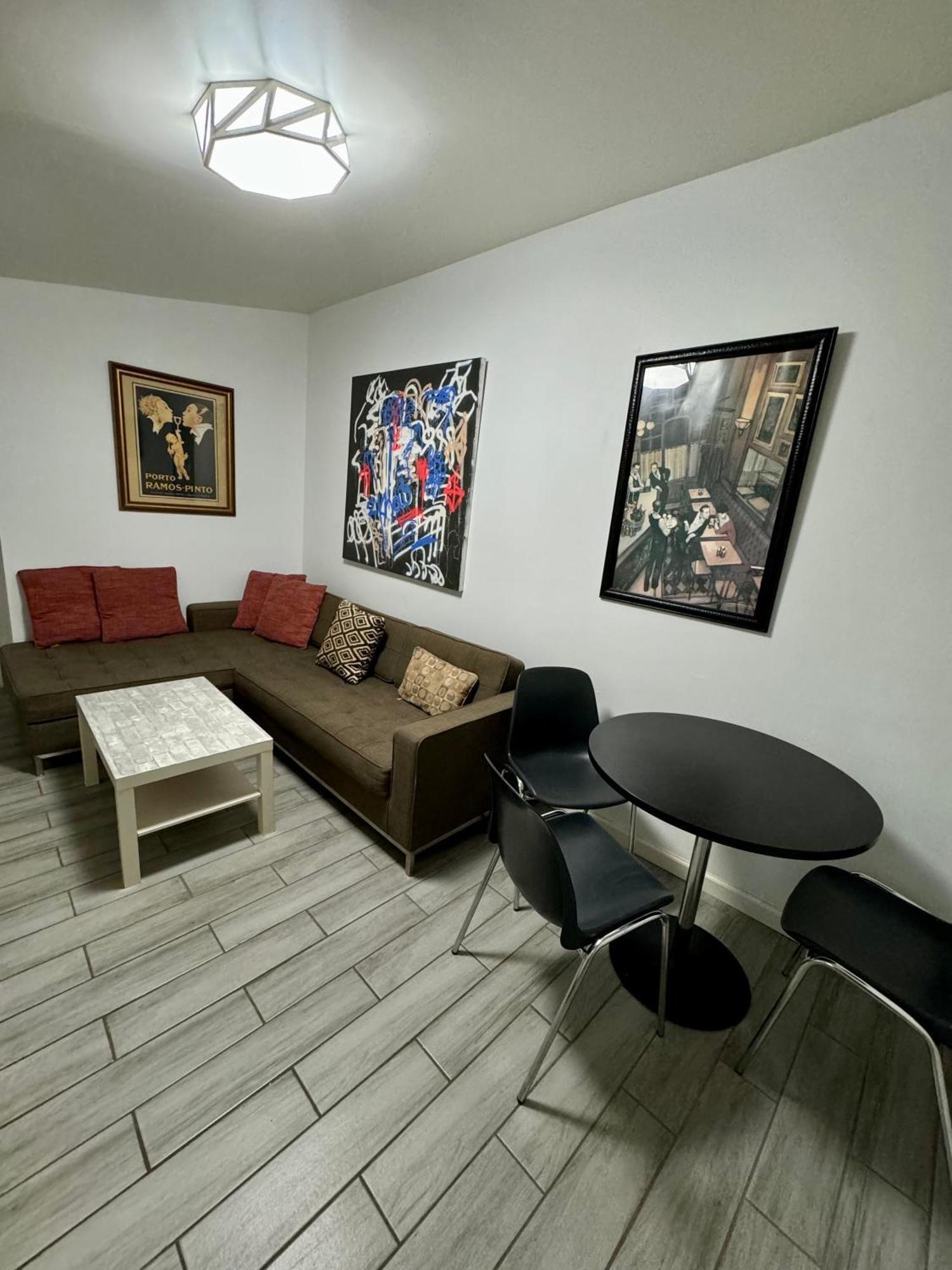 Apartment One Bedroom With Hot Tub 2 Blocks To Magazine Street