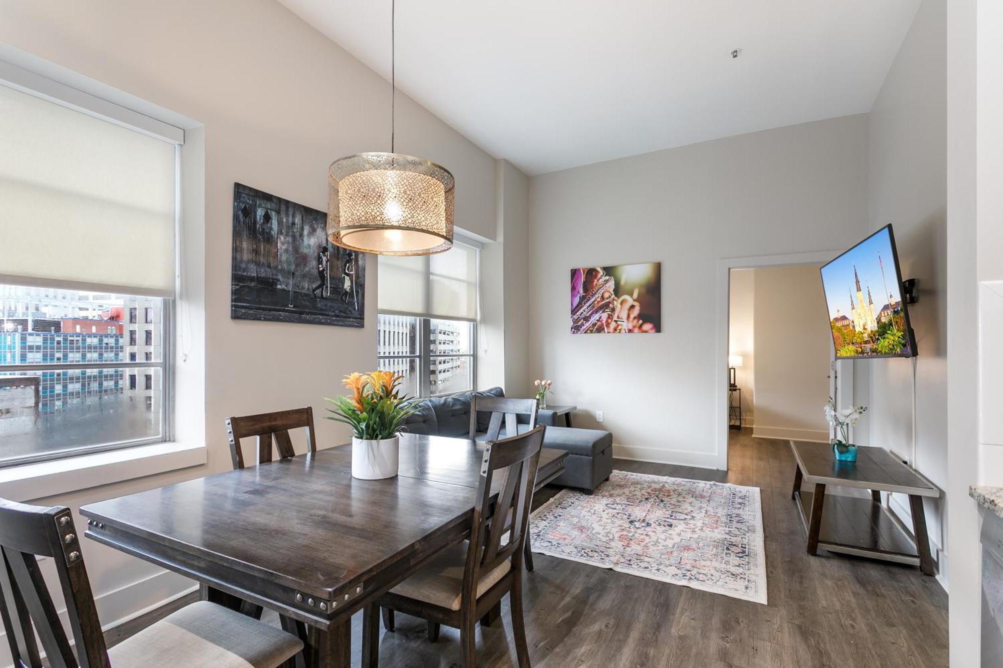 Modern & Fully Furnished In The Heart Of The * New Orleans