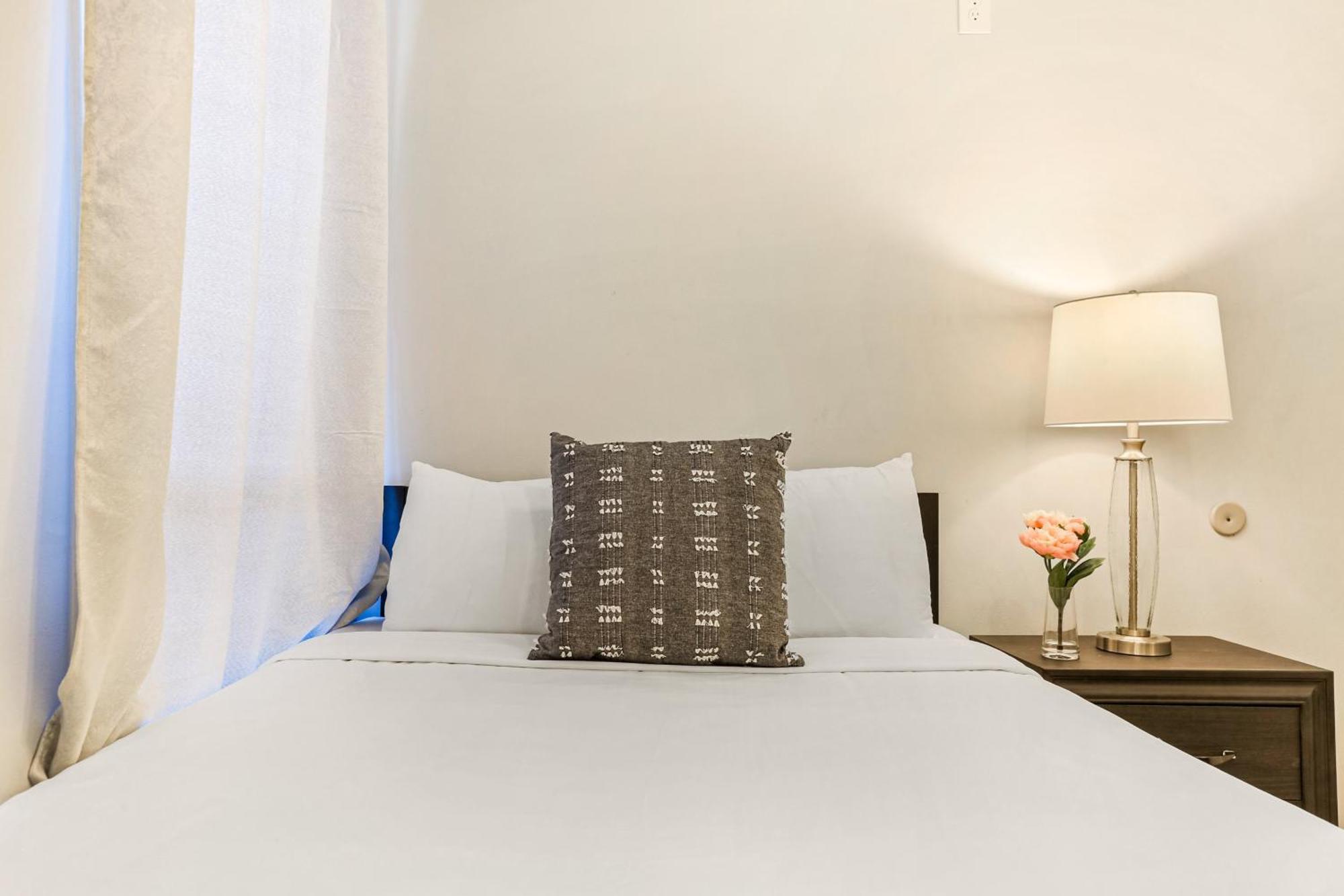 Apartment Baronne Street Spacious And Fully Furnished New Orleans