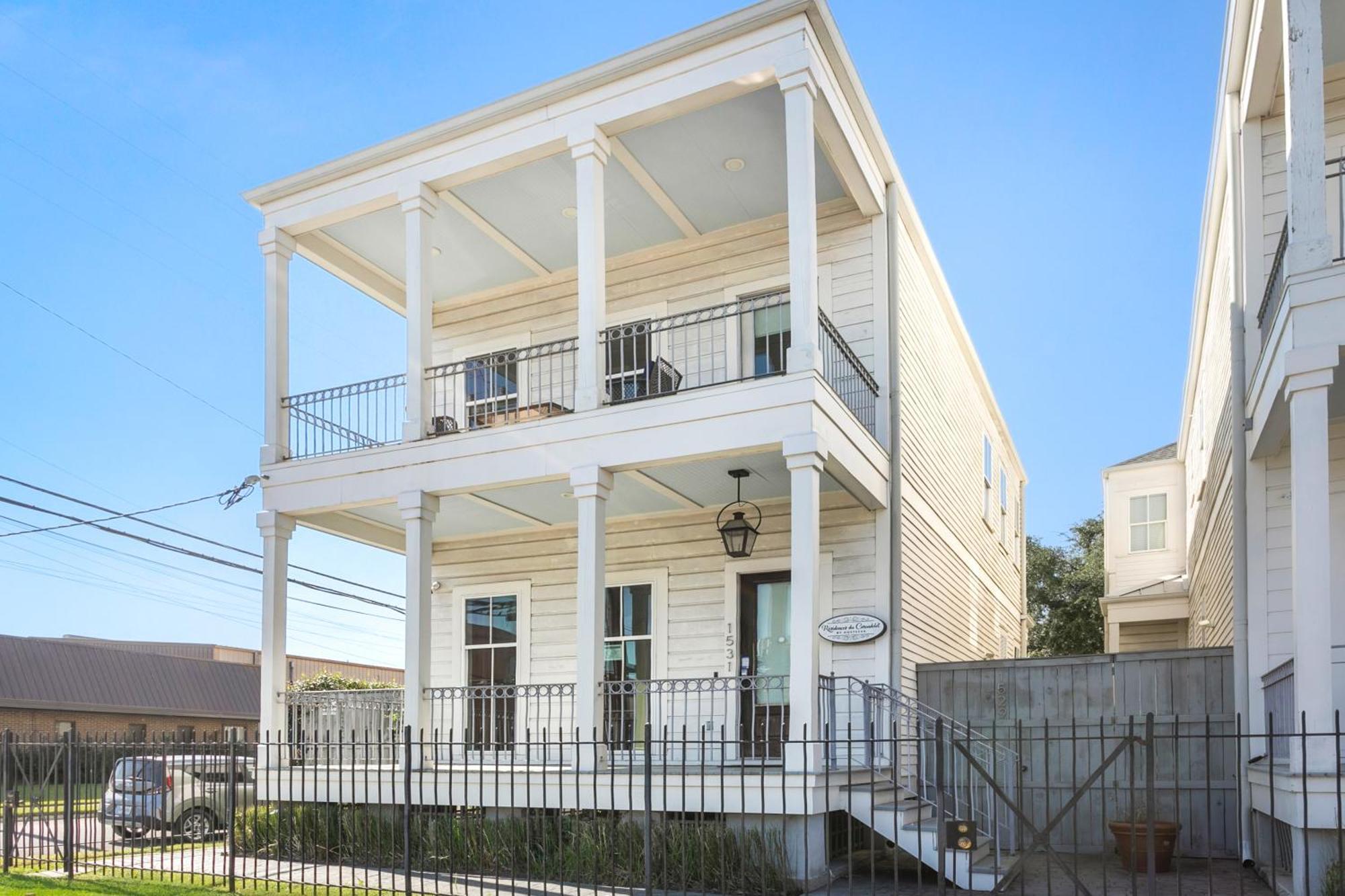 3br On Carondelet By Hosteeva Apartment New Orleans