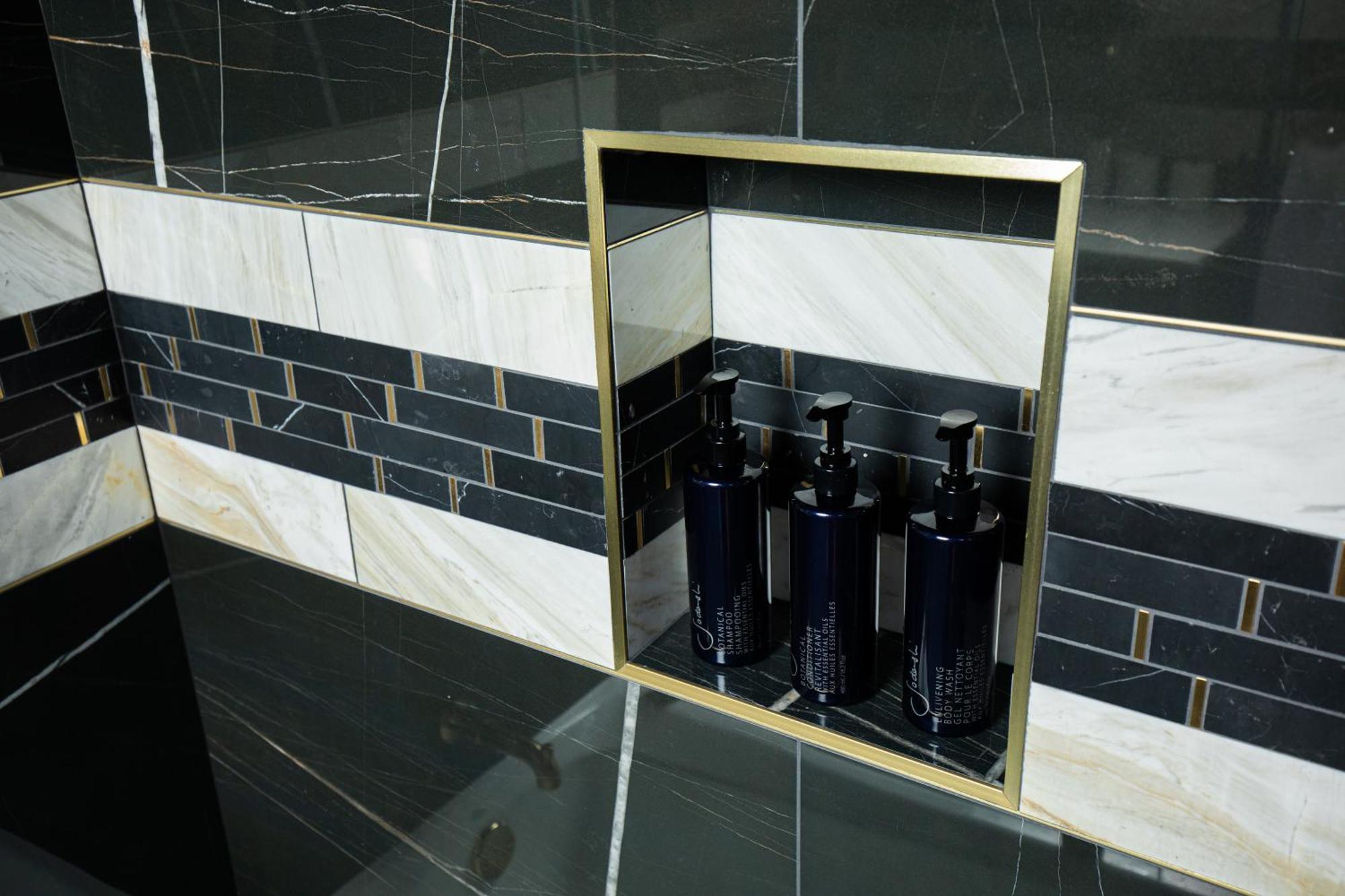 Blackbird Hotel 4*