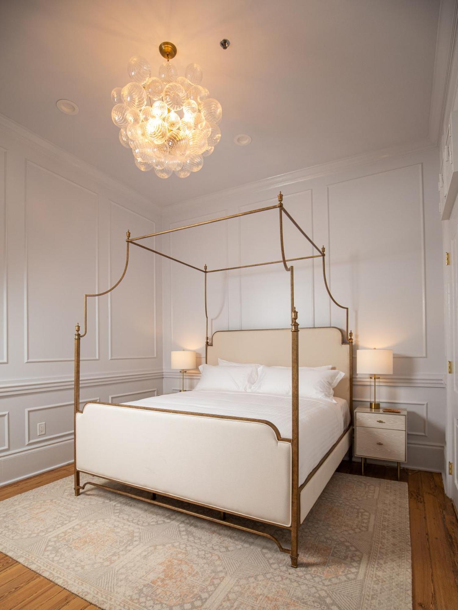 Blackbird Hotel 4*