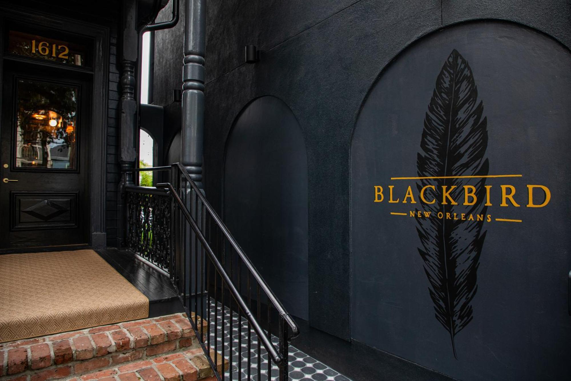 Blackbird Hotel
