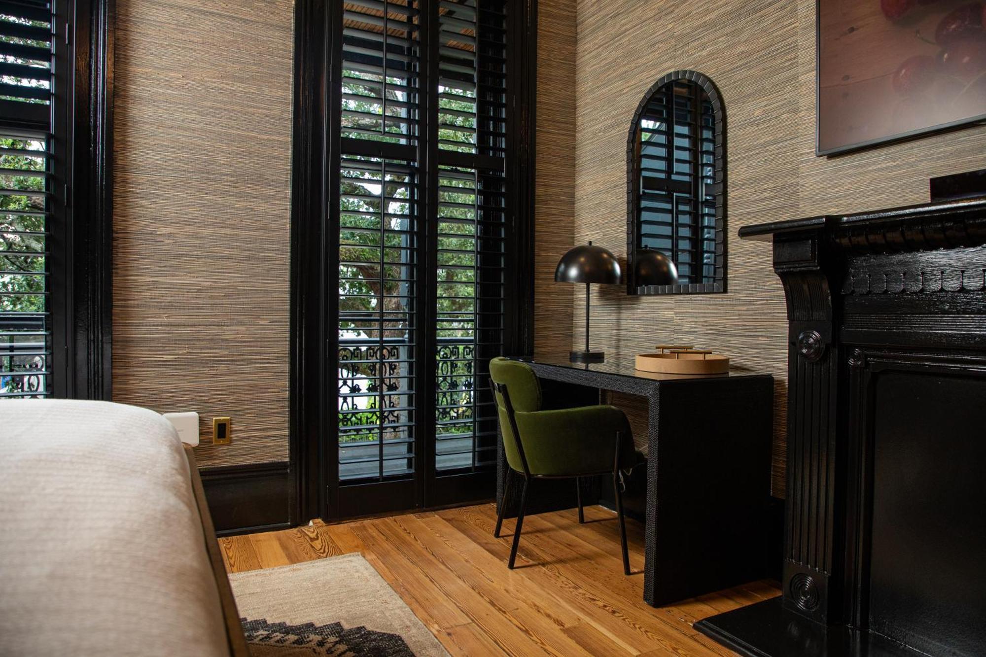 Blackbird Hotel