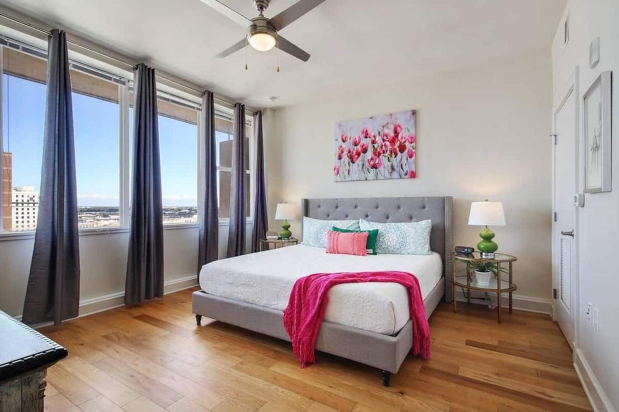 Apartment Spacious Modern Near French Quarter