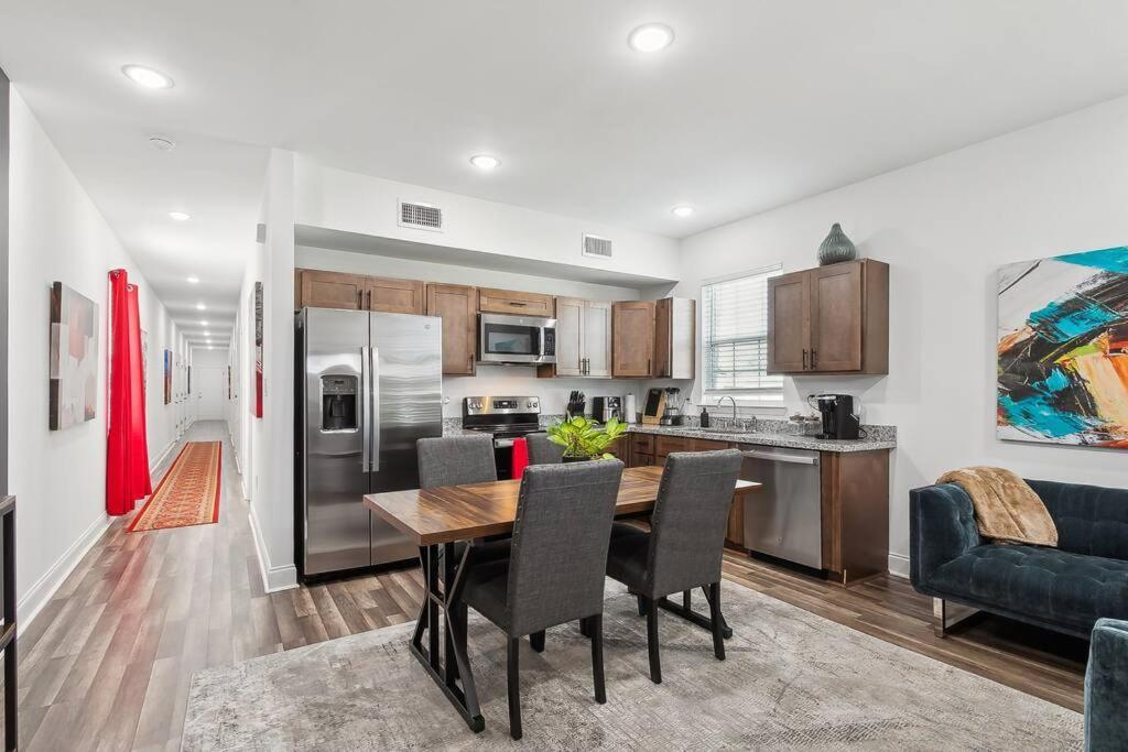 Chic 5br Oasis In Nola's Heart Apartment *