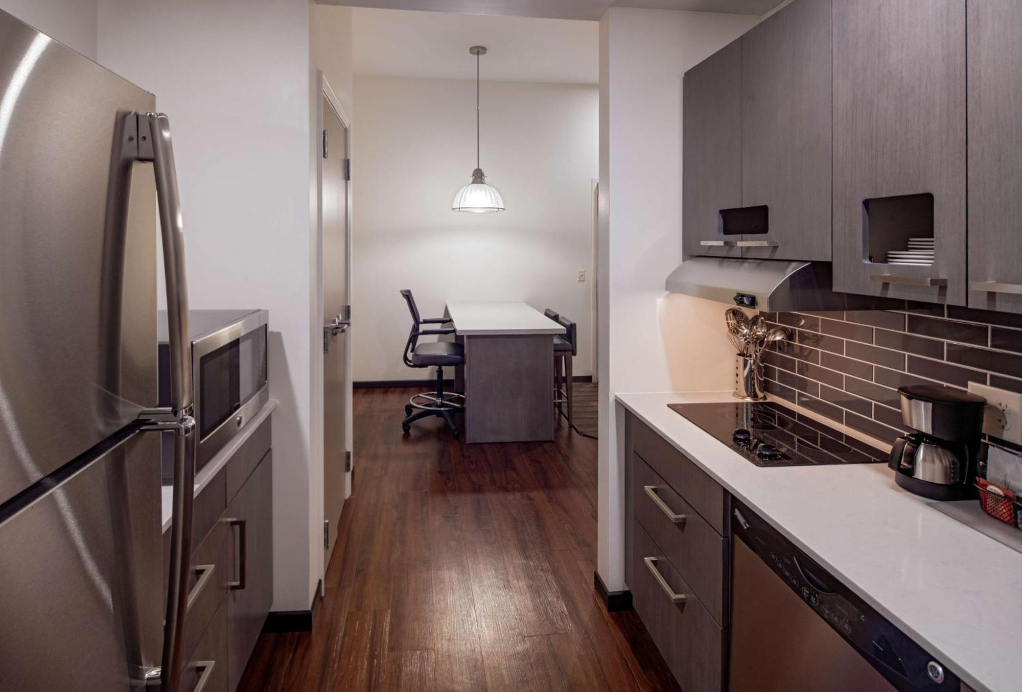 Hotel Hyatt House Downtown 3*
