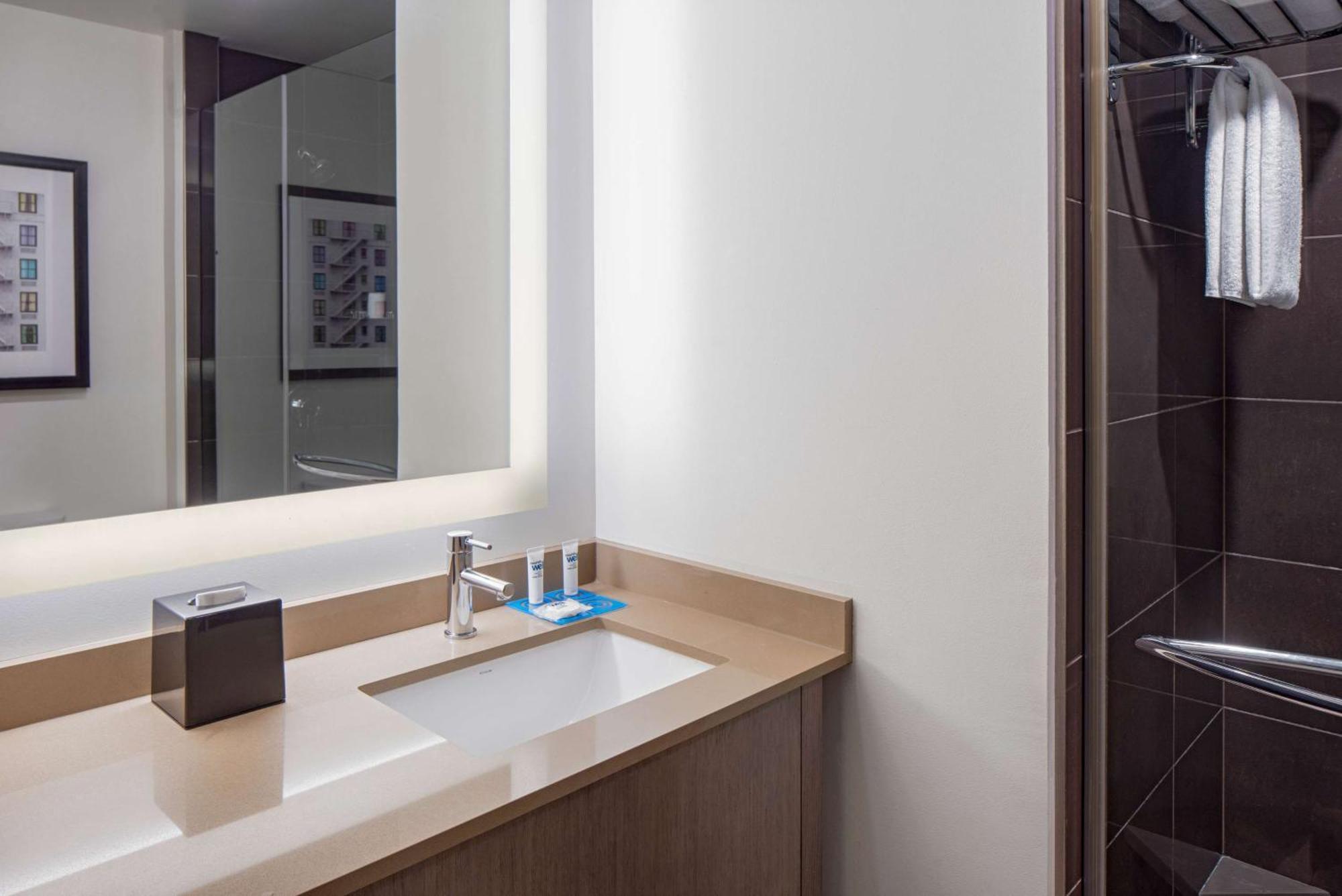 Hyatt House Downtown Hotel