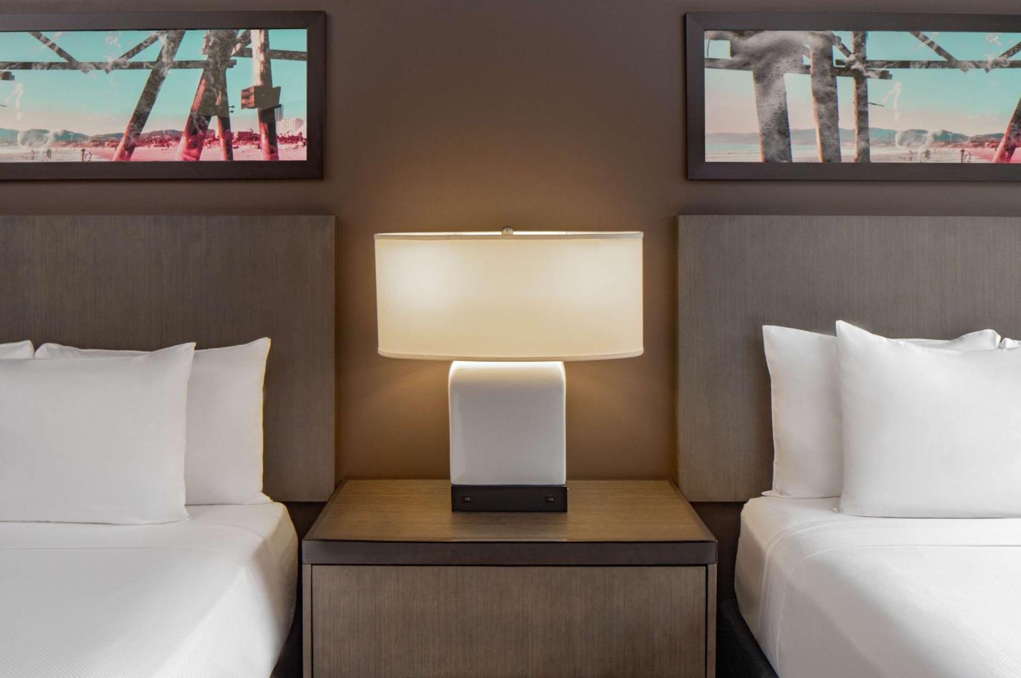 Hyatt House Downtown Hotel 3*