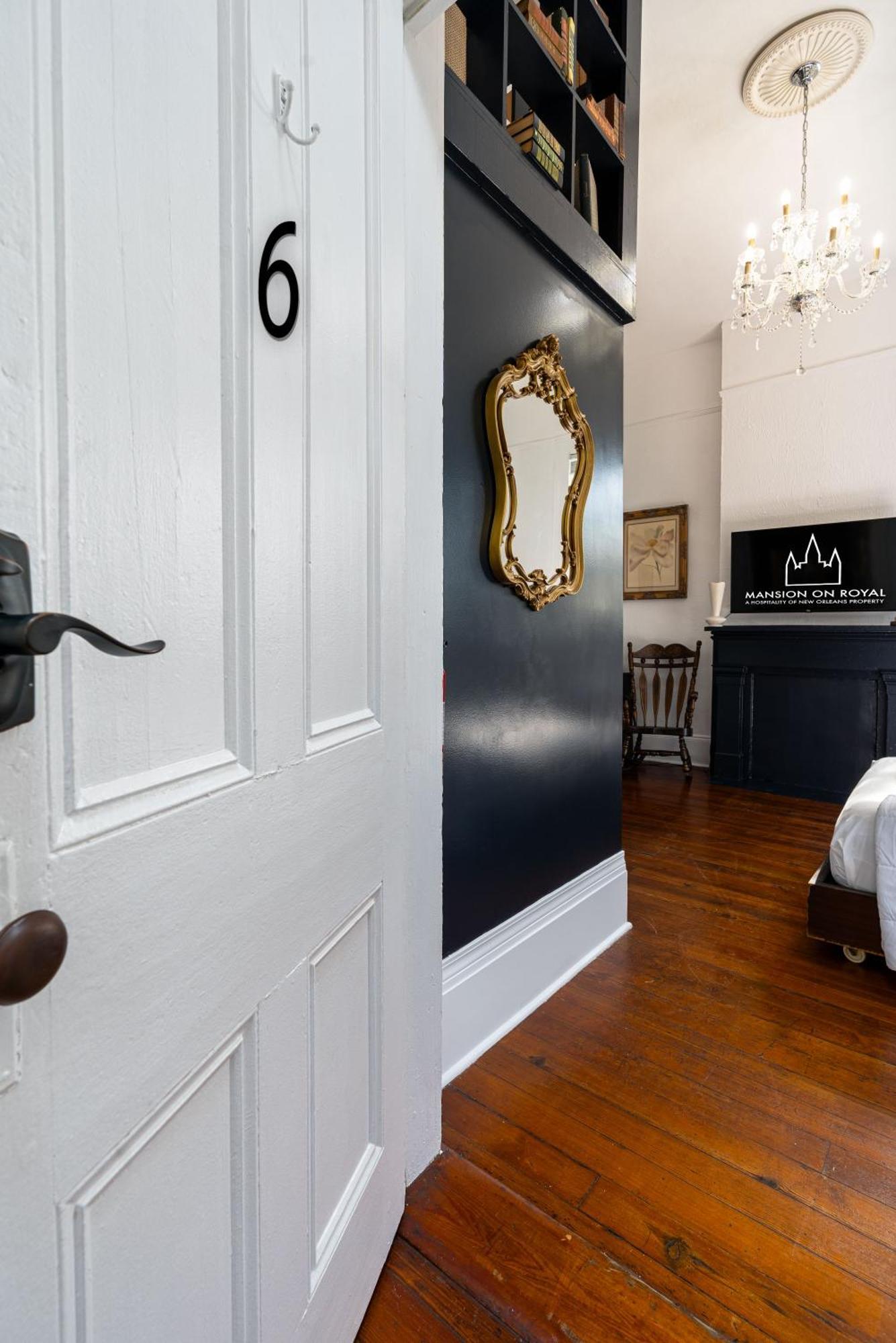 The Mansion On Royal 3*
