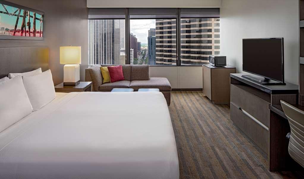 Hyatt House Downtown 3*