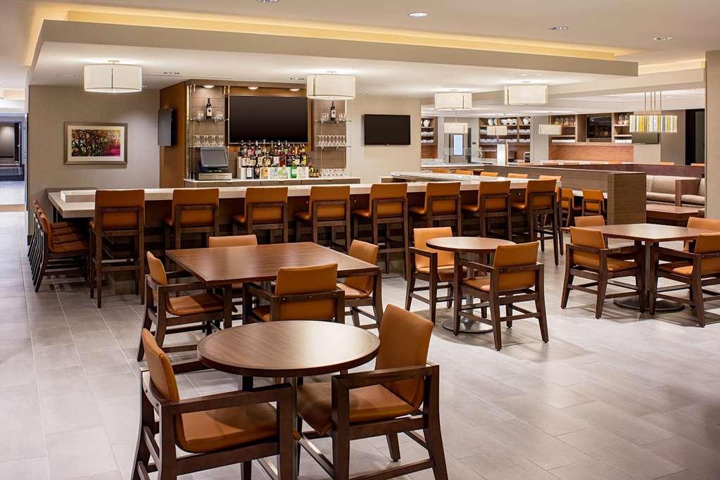 Hyatt House Downtown 3*
