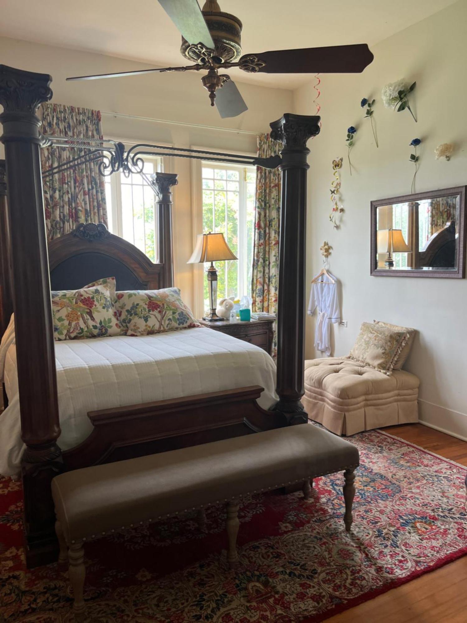 The Happy House Bed & Breakfast *
