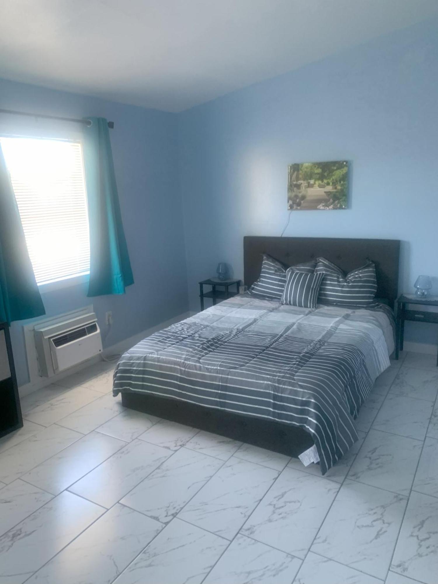 Apartment Nola Townhouse, 30 Days Minimum Rent Required New Orleans