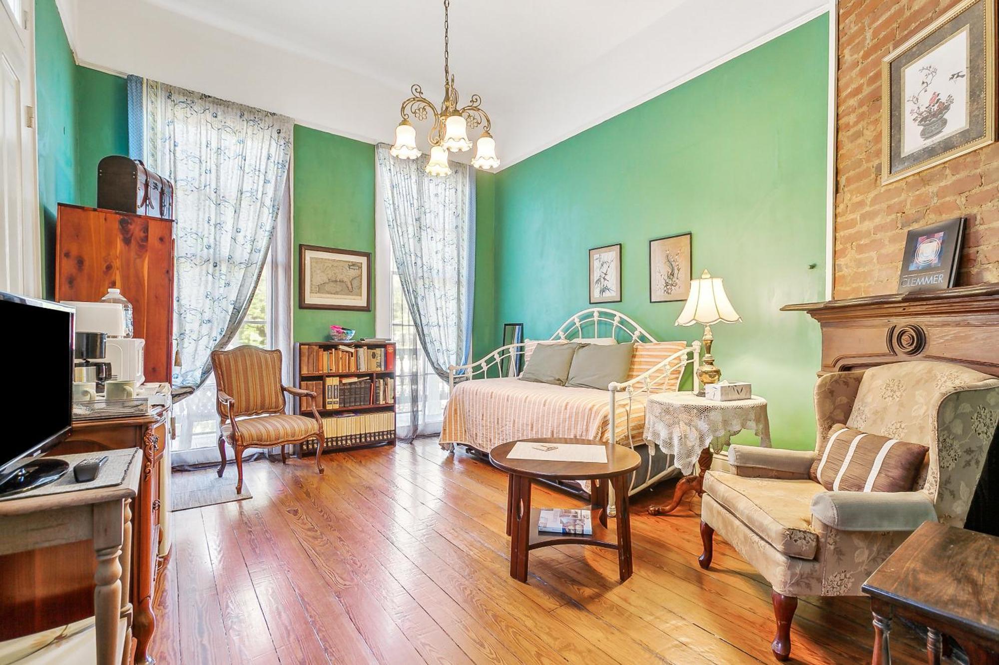 Bed & Breakfast Garden District New Orleans