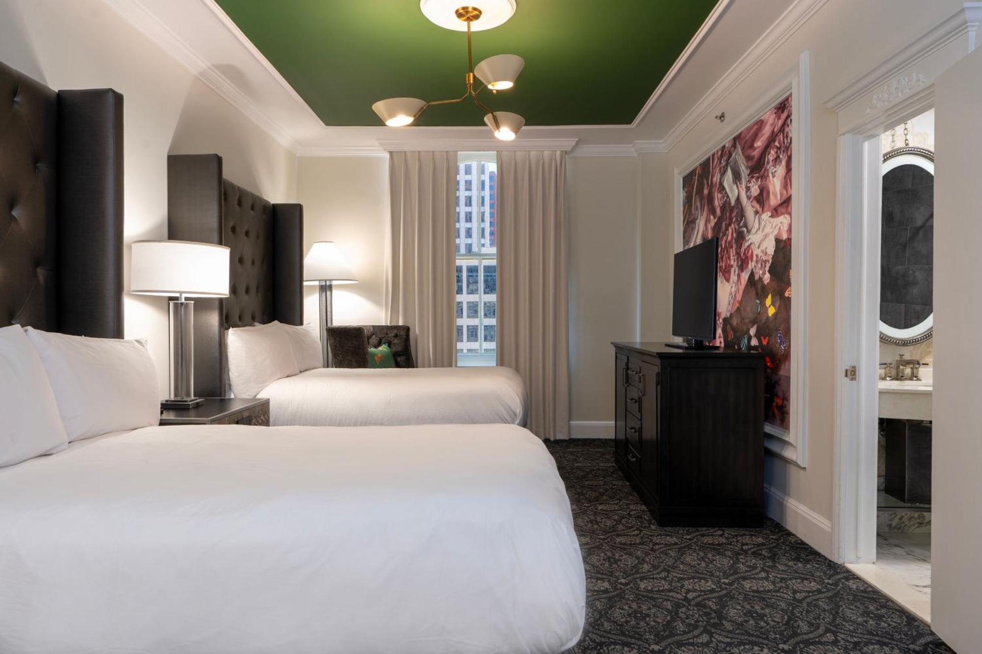 Hotel Le Pavillon, New Orleans, A Tribute Portfolio