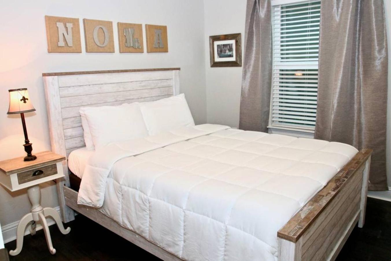 Holiday home Charming 3br Mid-city W Chef's Kitchen & Private