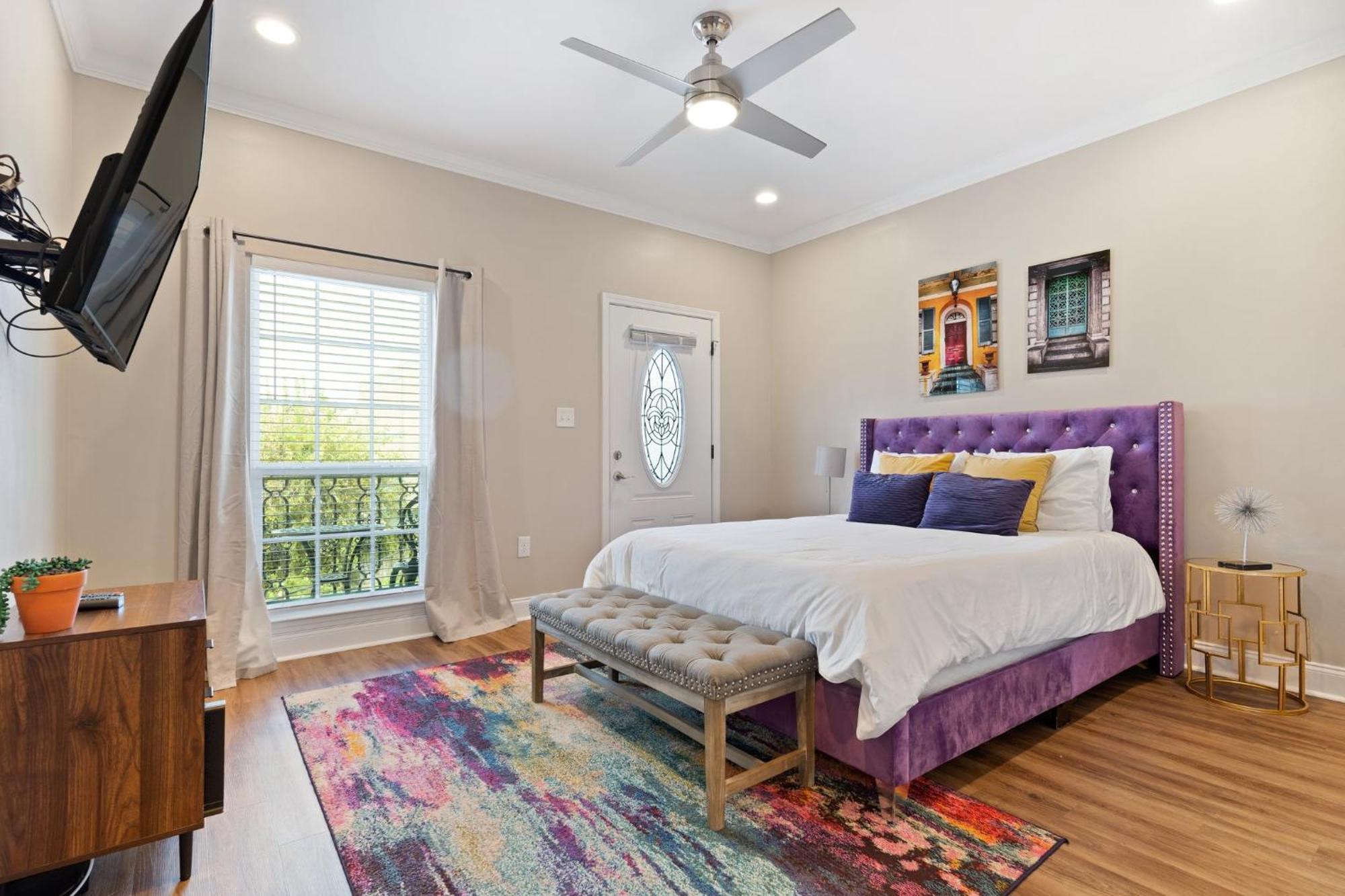 Spacious 4br Mid-city With Pool & Balcony * New Orleans