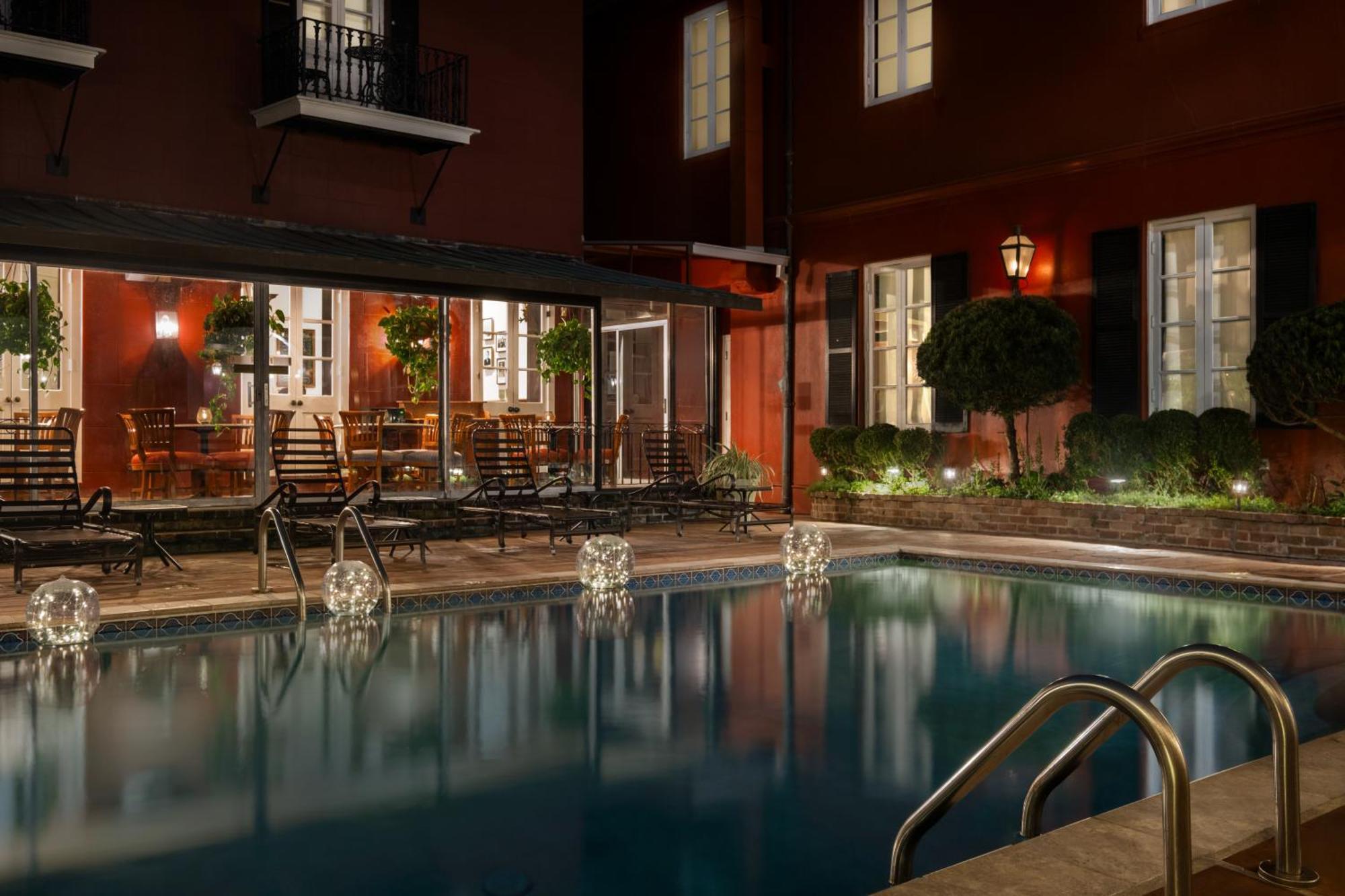Inn Le Richelieu In The French Quarter New Orleans