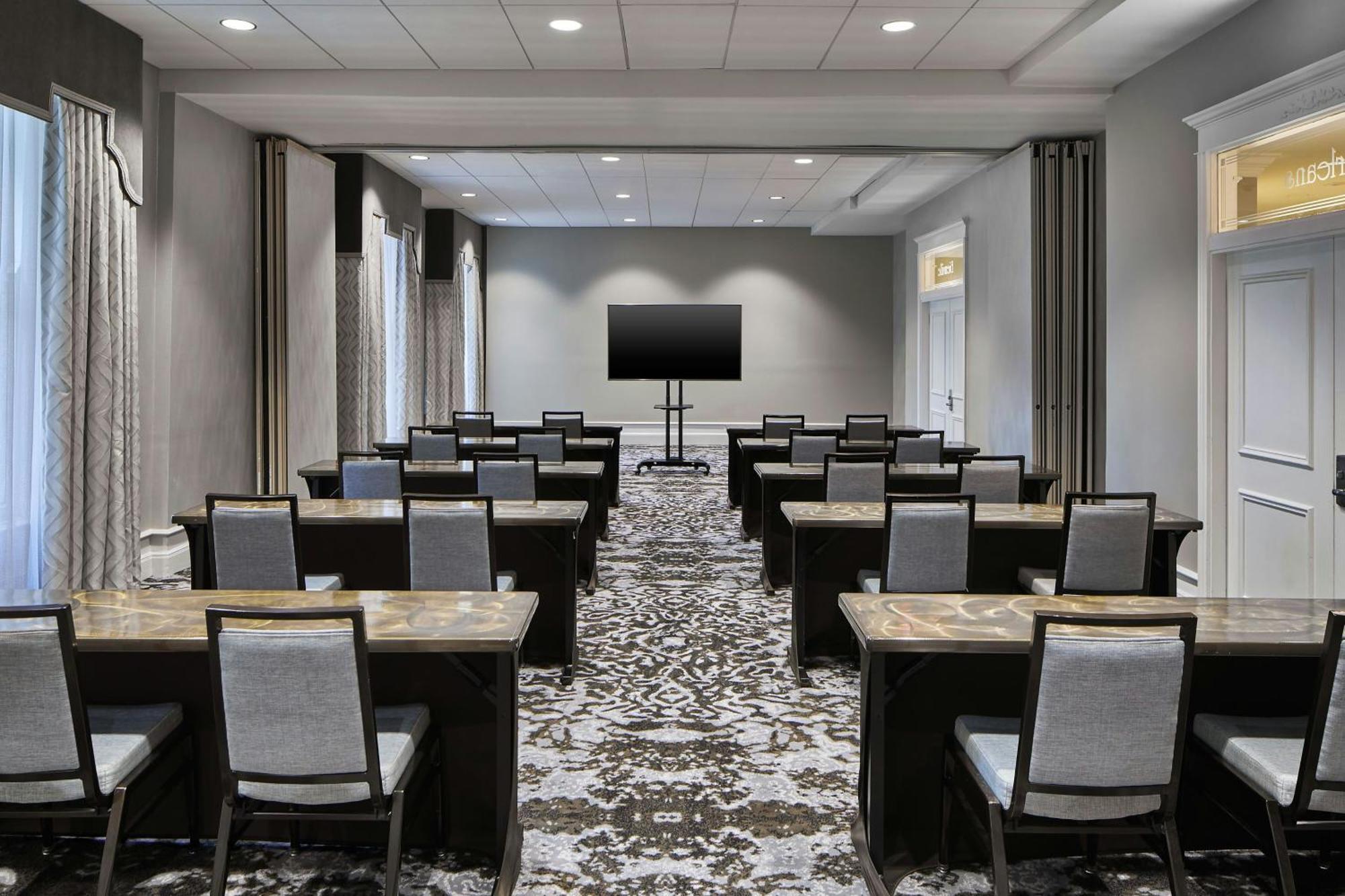 Le Pavillon, New Orleans, A Tribute Portfolio Hotel New Orleans