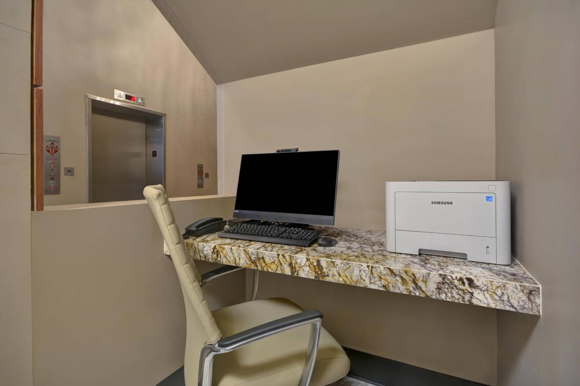 By Marriott French Quarter Area/cen B Hotel New Orleans