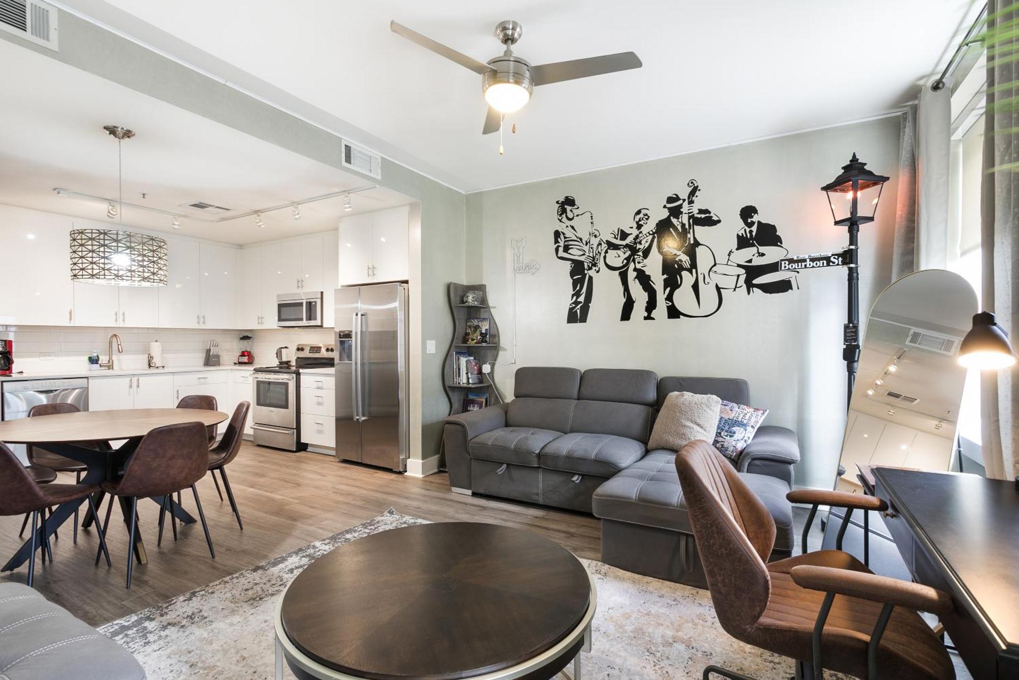 Apartment California Building Oasis: 1br In Vibrant *