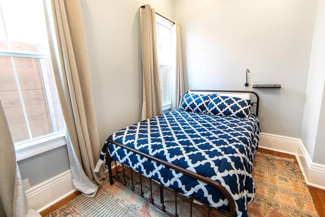 Governors - Steps To French Quarter Apartment