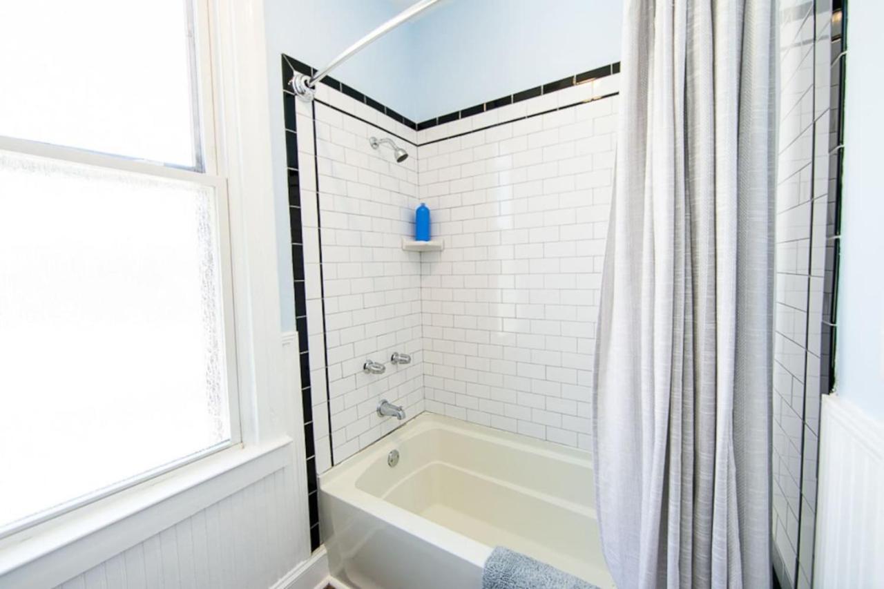 Claiborne Historic Victorian Mansion B - 5 Bed-3 Bath New Orleans