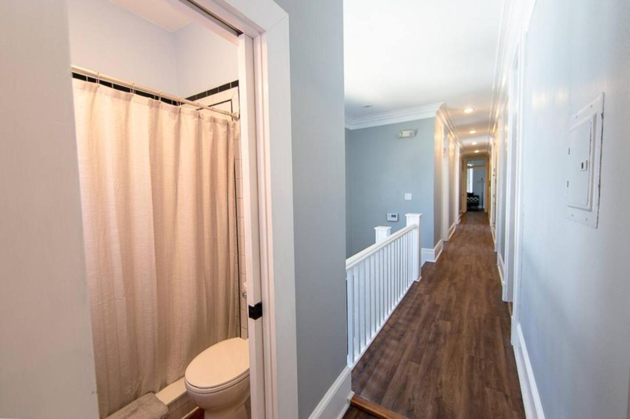 Claiborne Historic Victorian Mansion B - 5 Bed-3 Bath *
