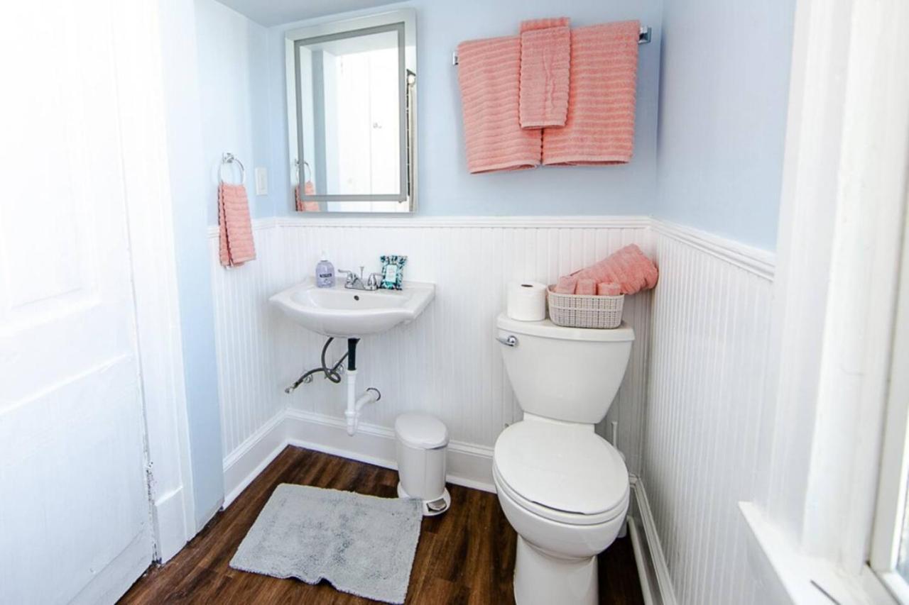 Apartment Claiborne Historic Victorian Mansion B - 5 Bed-3 Bath