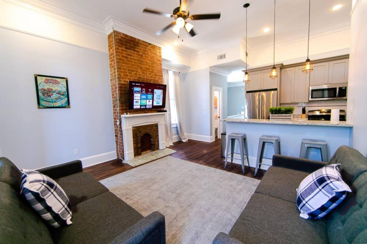 Claiborne Historic Victorian Mansion B - 5 Bed-3 Bath