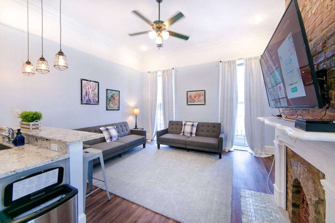 Apartment Claiborne Historic Victorian Mansion B - 5 Bed-3 Bath New Orleans