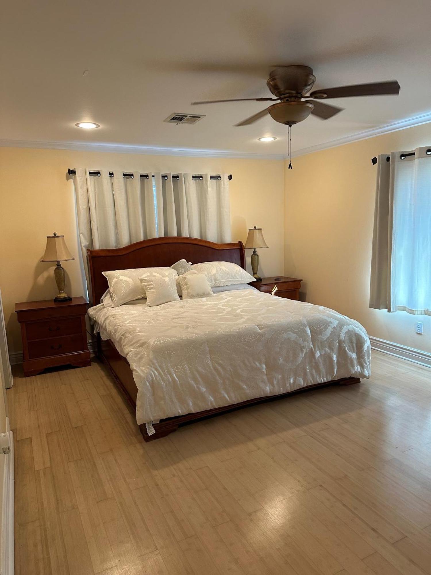 Ponderosa Villa *