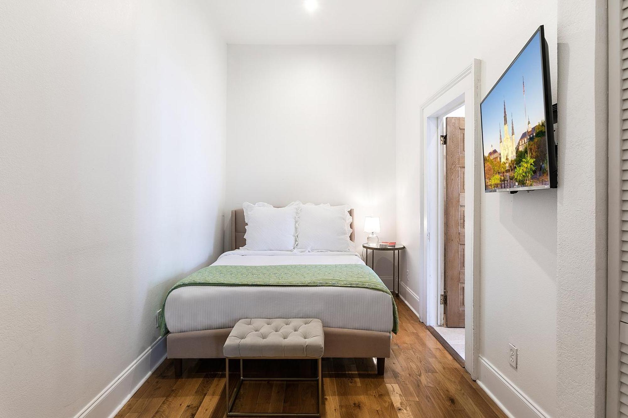Apartment Spacious 3br Downtown In New Orleans