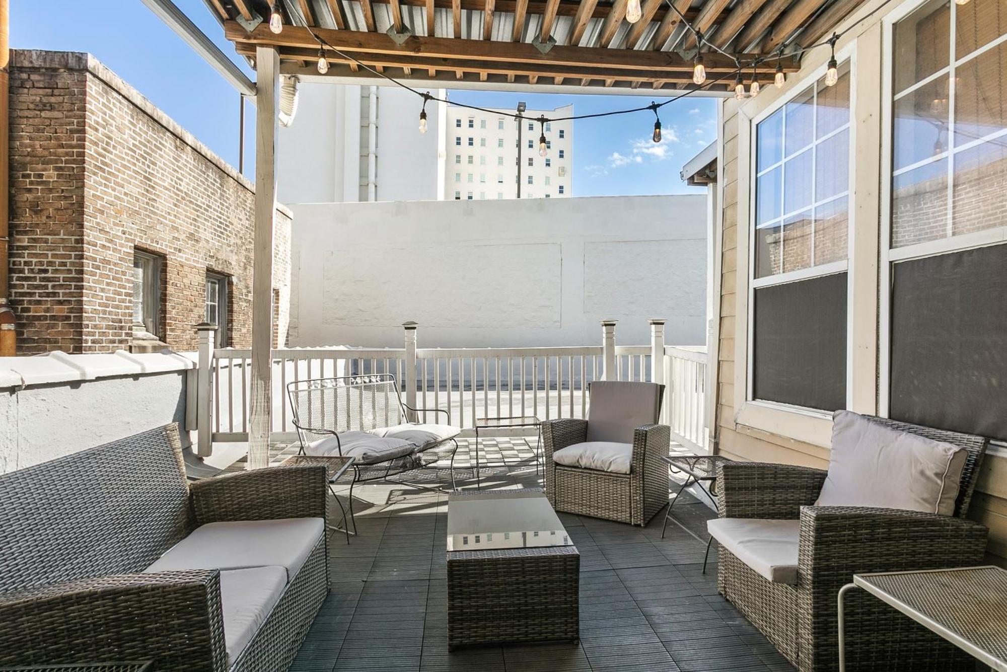 Spacious 3br Downtown In * New Orleans