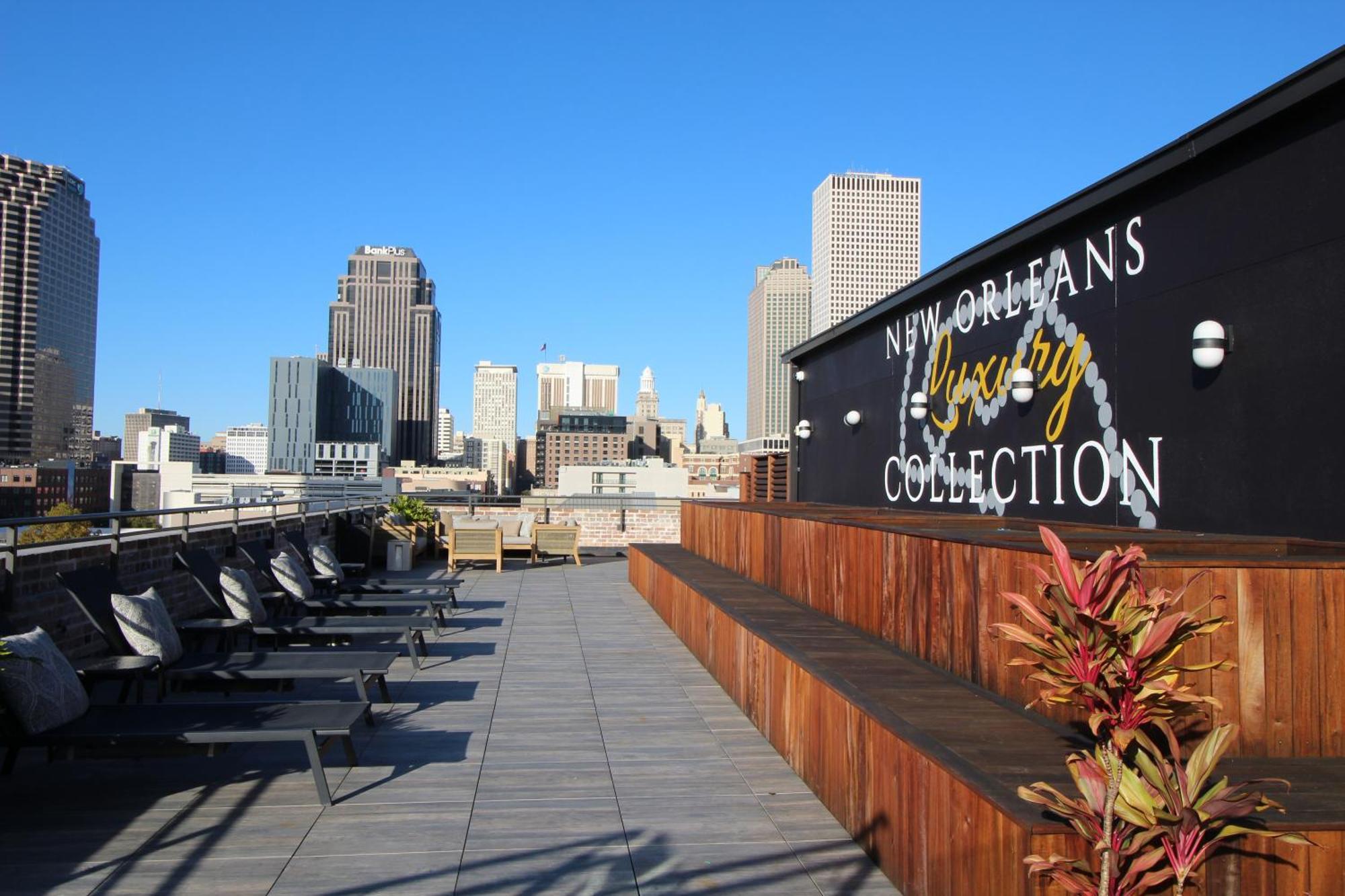 Hotel Downtown 4bd4ba With 2 Queen Sleeper Sofas Connecting Unit Perfect For Groups New Orleans