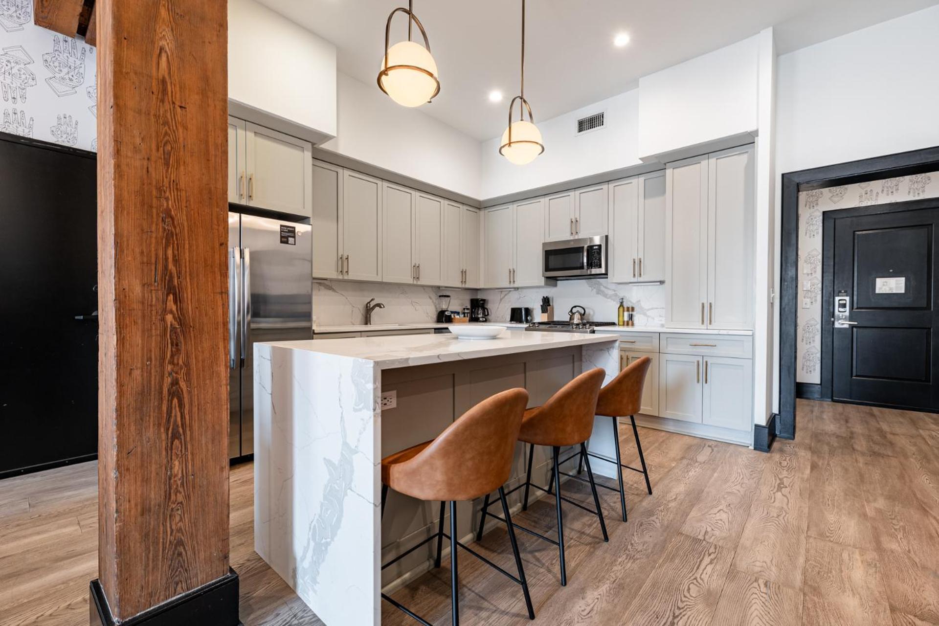 Downtown 4bd4ba With 2 Queen Sleeper Sofas Connecting Unit Perfect For Groups