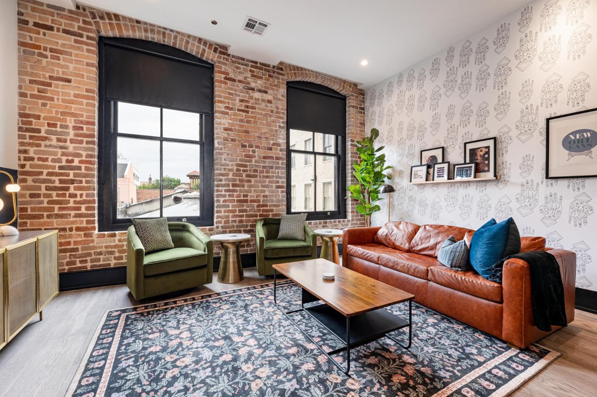 Downtown 4bd4ba With 2 Queen Sleeper Sofas Connecting Unit Perfect For Groups
