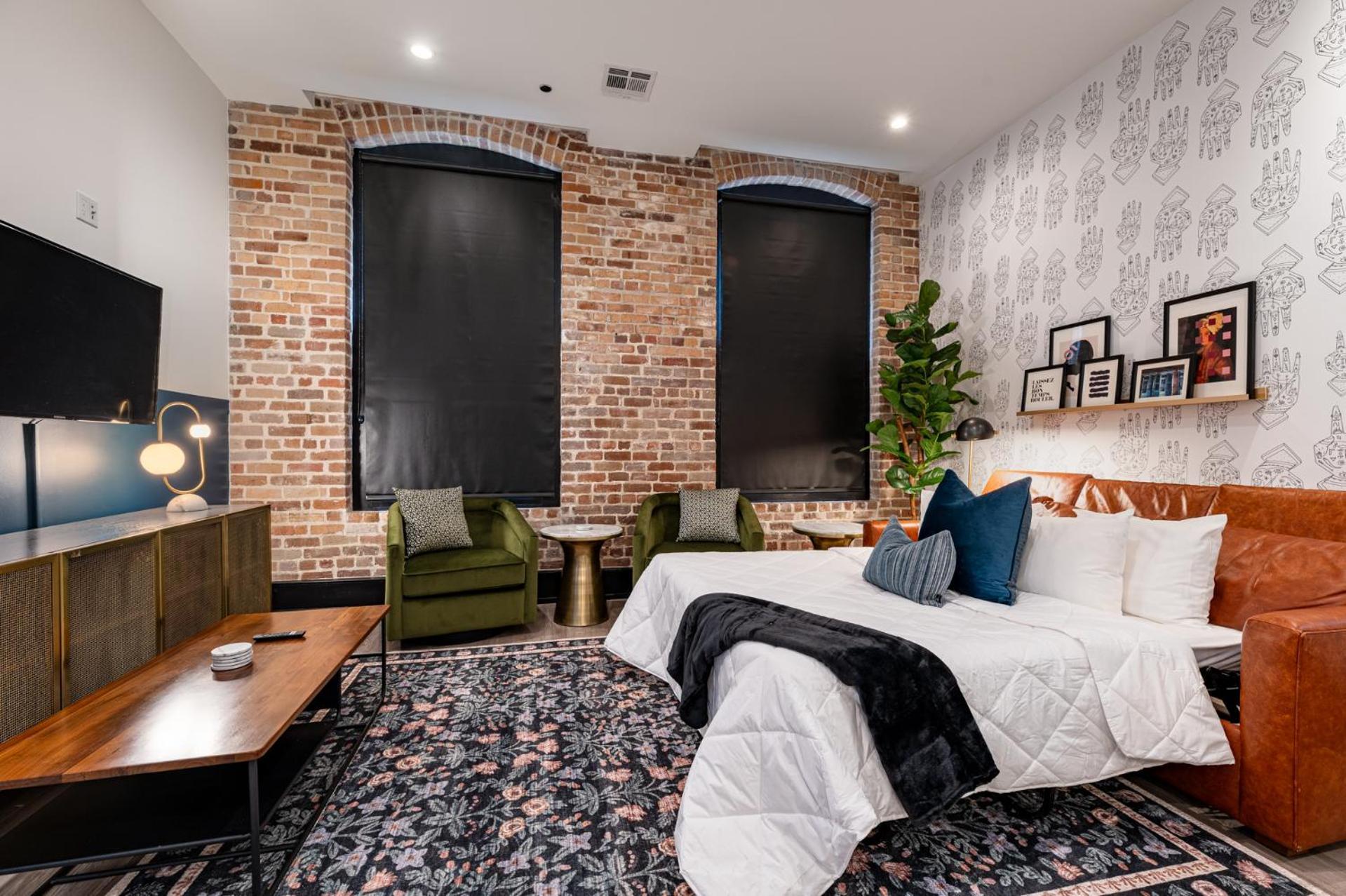 Downtown 4bd4ba With 2 Queen Sleeper Sofas Connecting Unit Perfect For Groups *