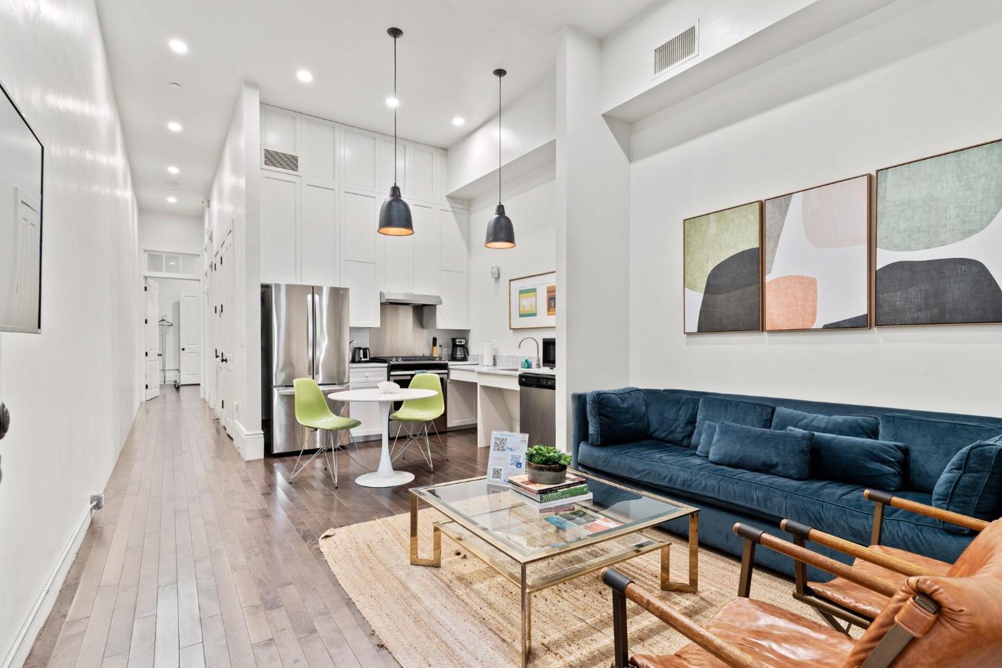Hotel 4br Cbd Home, Ideal For Groups & Great Memories *