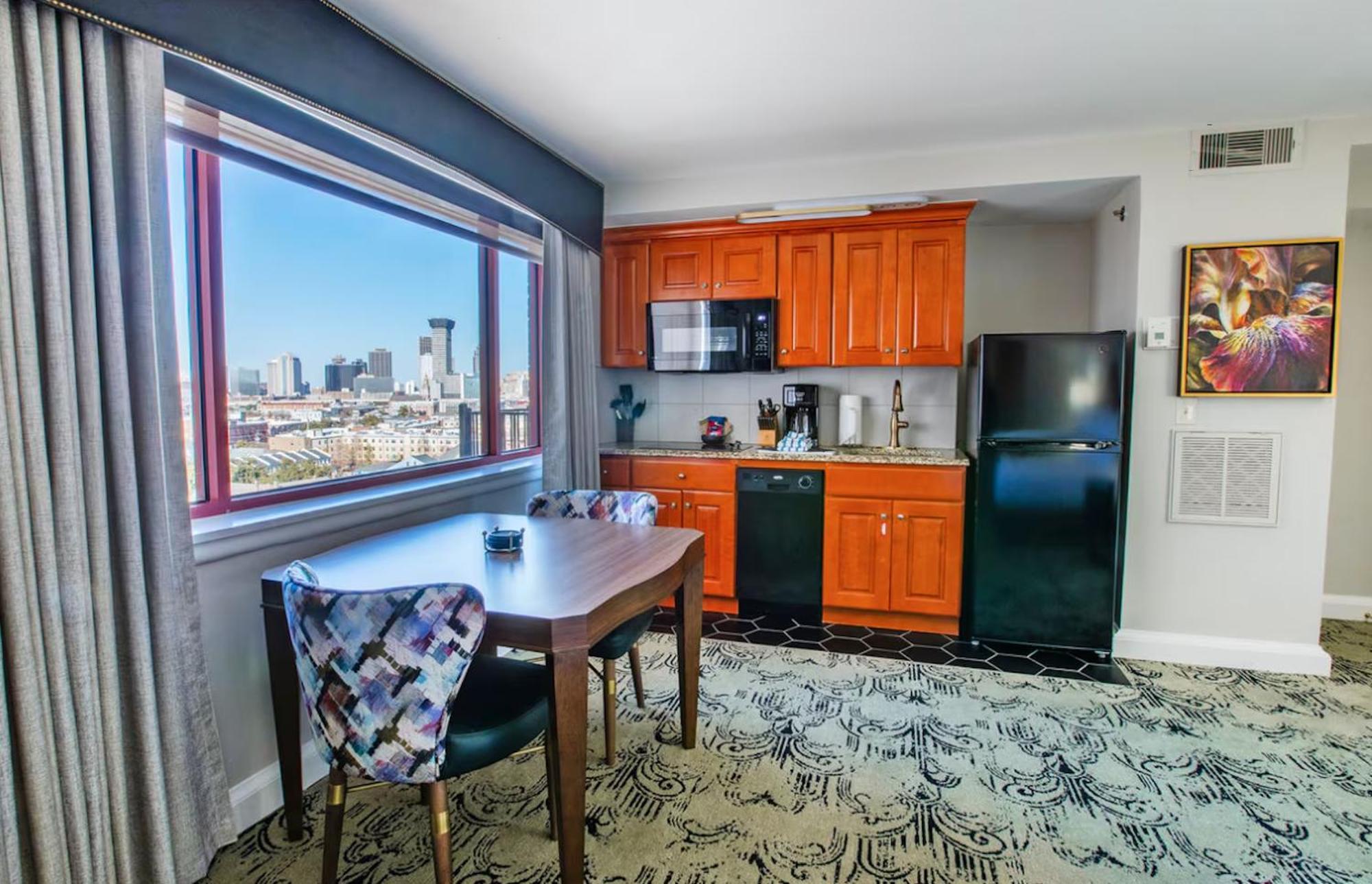 Club Wyndham Avenue Plaza Hotel