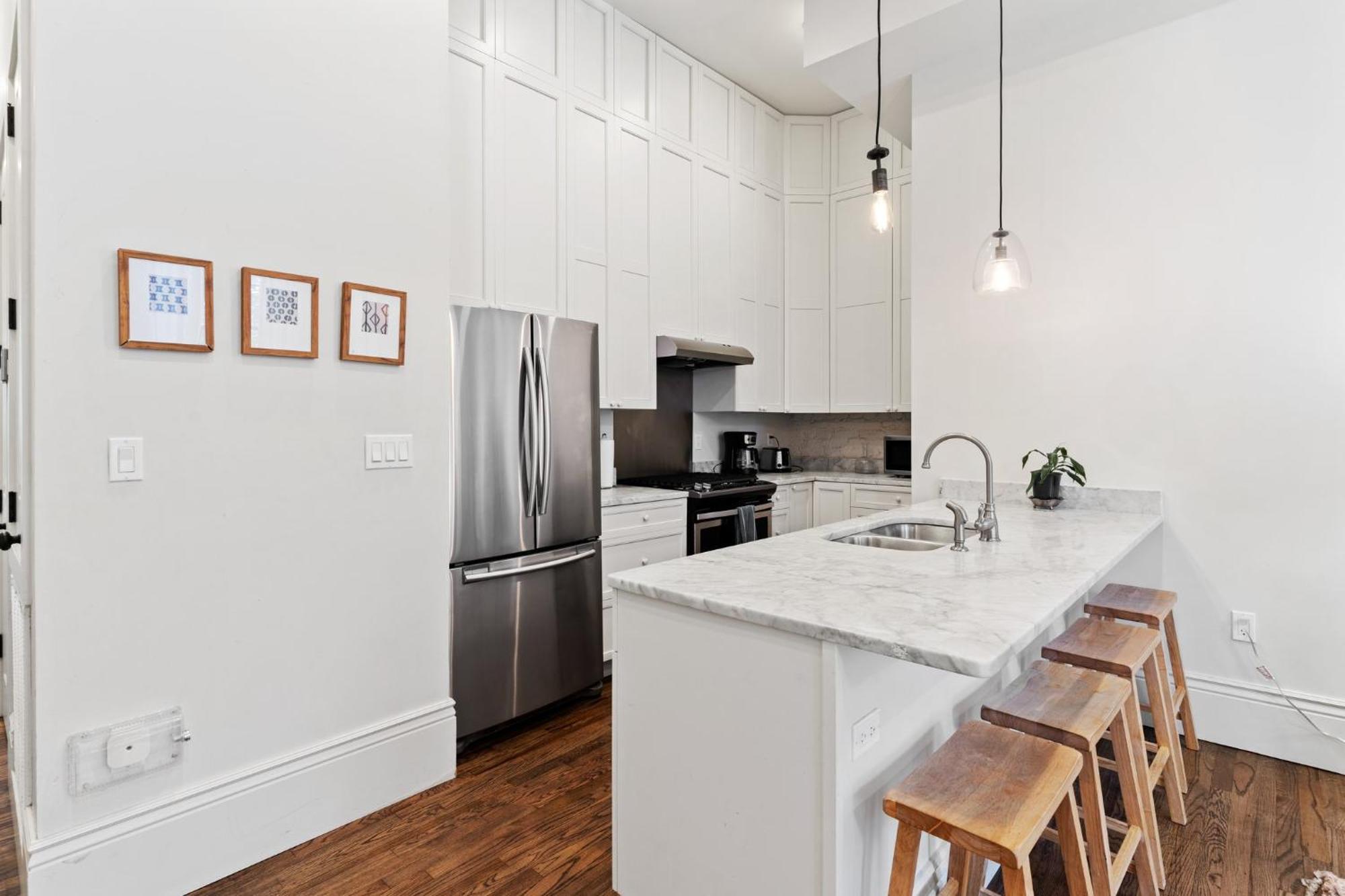 Hotel 4br Gem On Gravier Close To Dining & Souvenirs