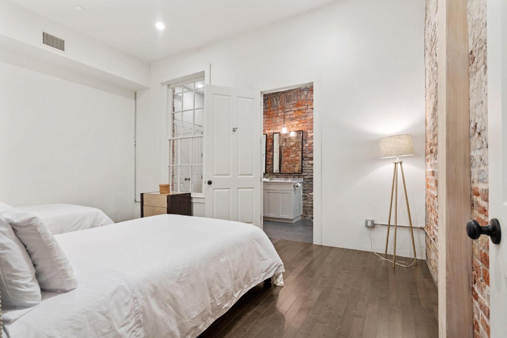 4br Cbd Home, Ideal For Groups & Great Memories Hotel *